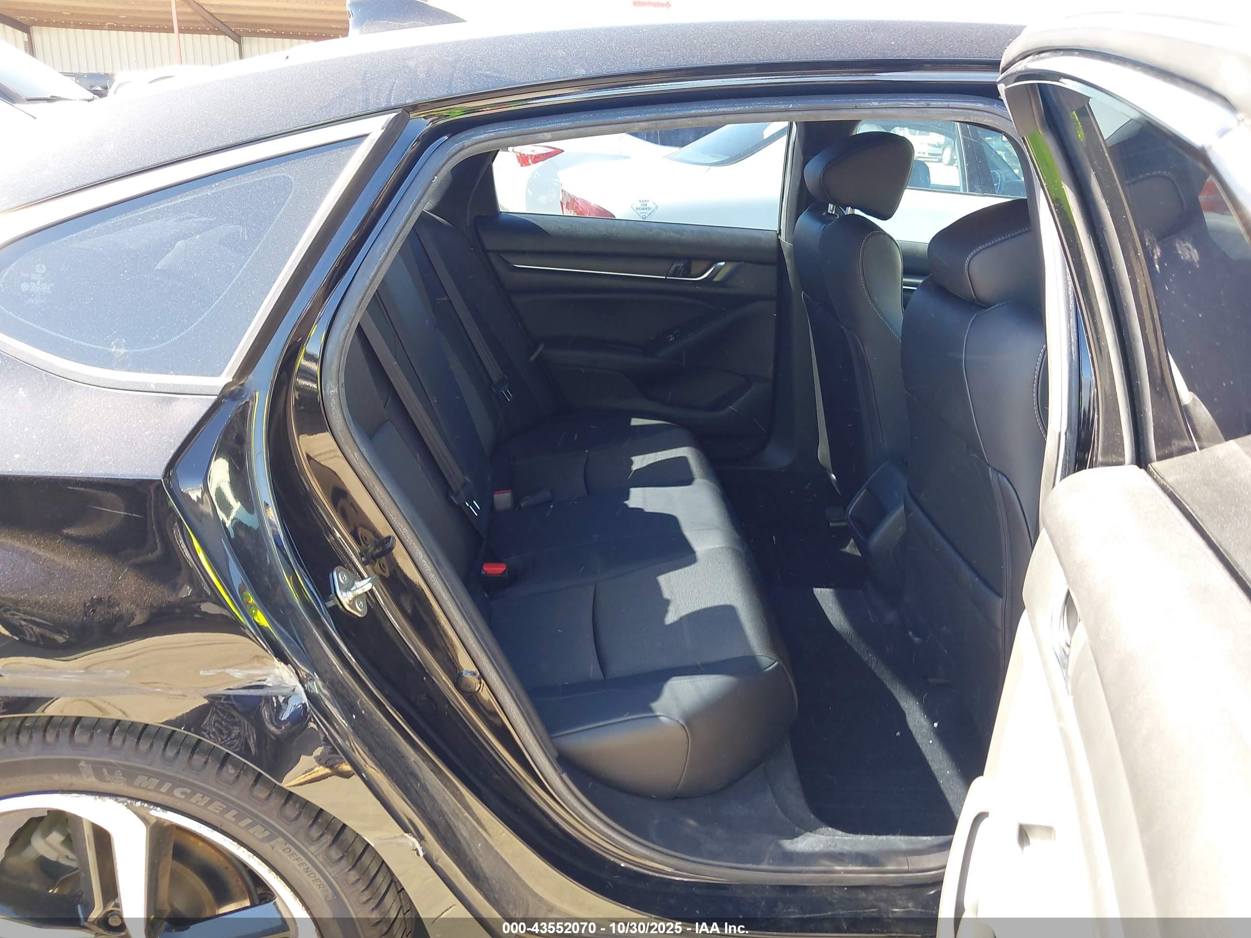 HONDA ACCORD image 8