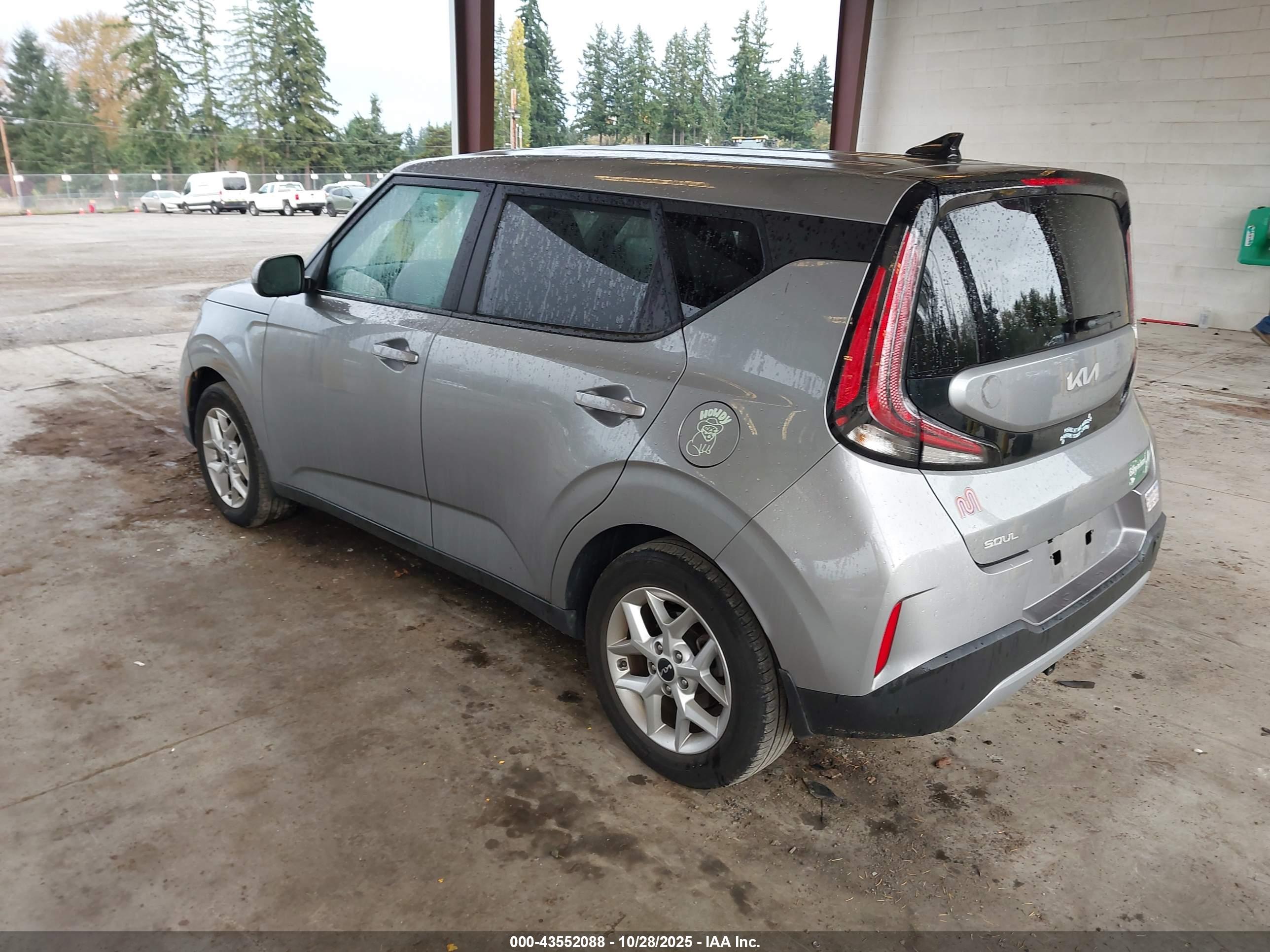 KIA SOUL image 3
