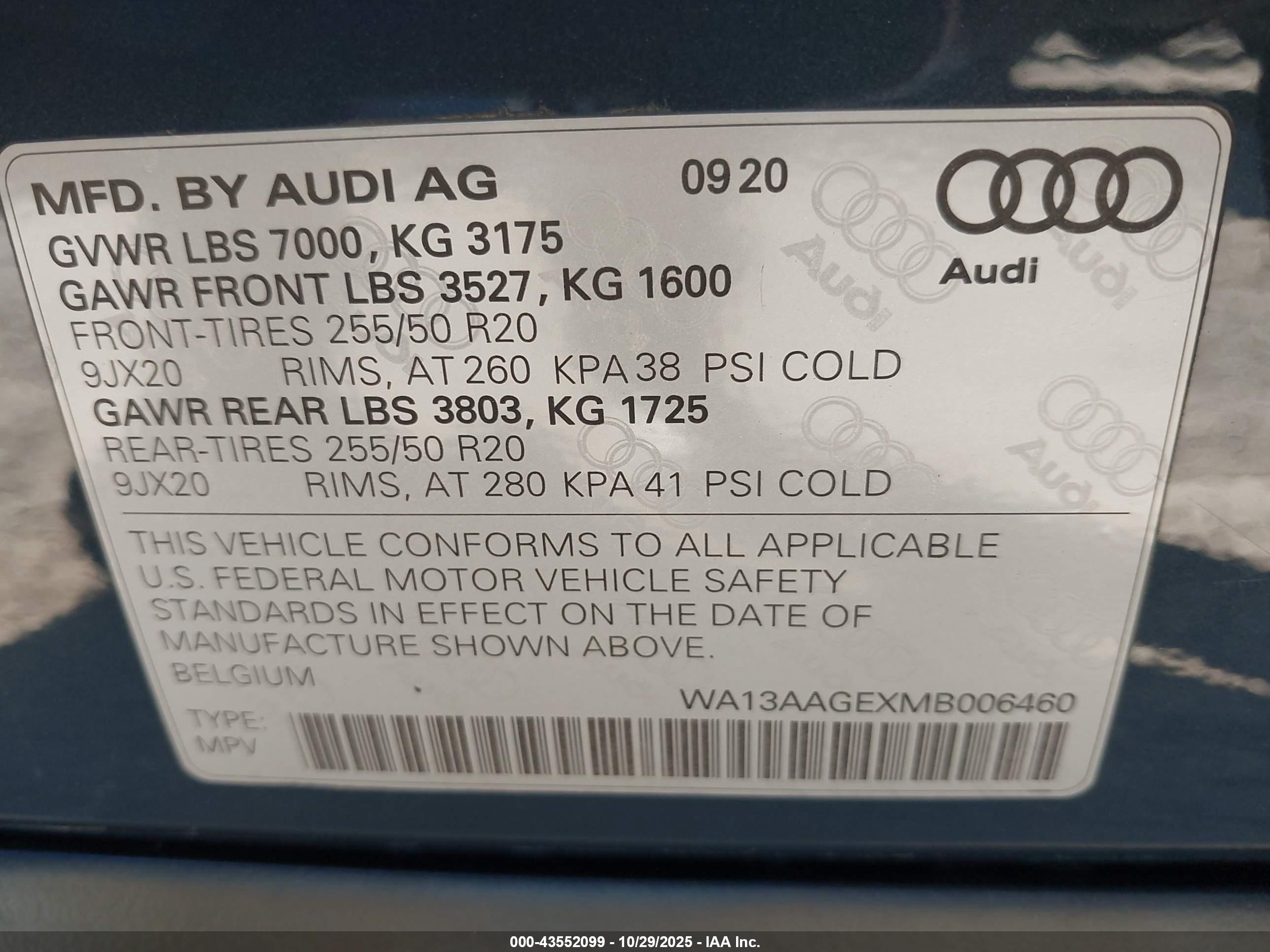 AUDI E-TRON image 9