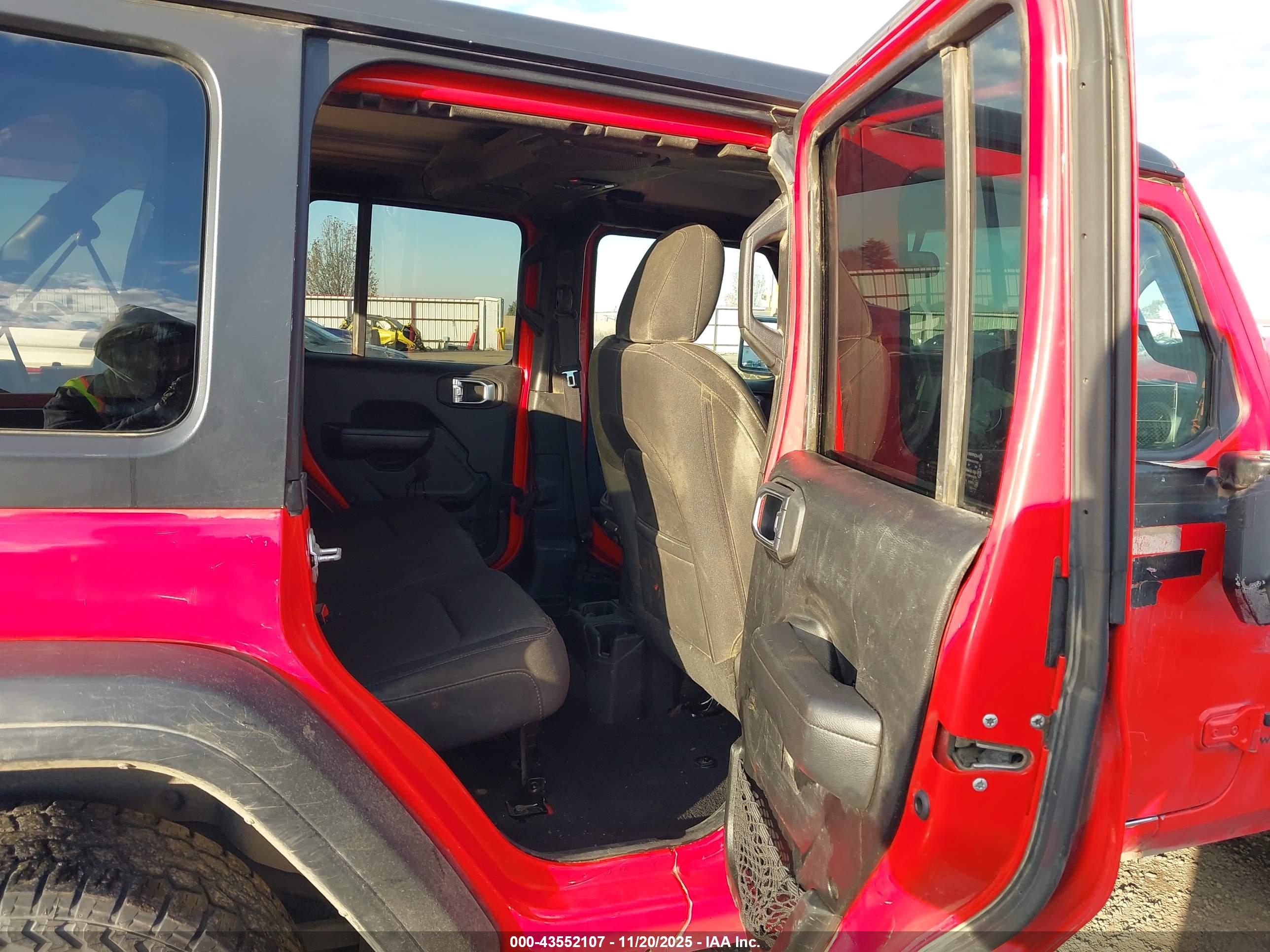 JEEP WRANGLER image 8