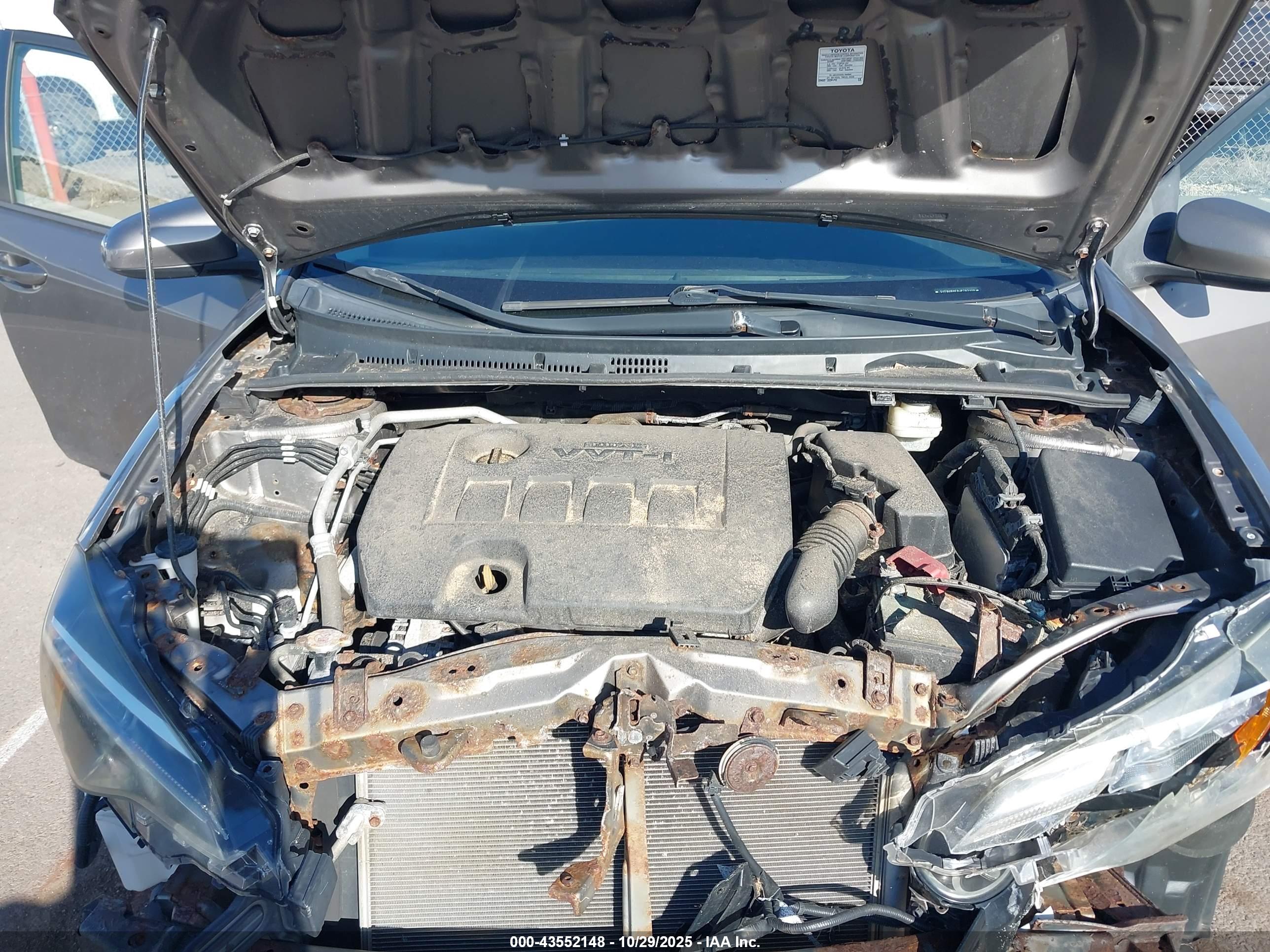 TOYOTA COROLLA image 10