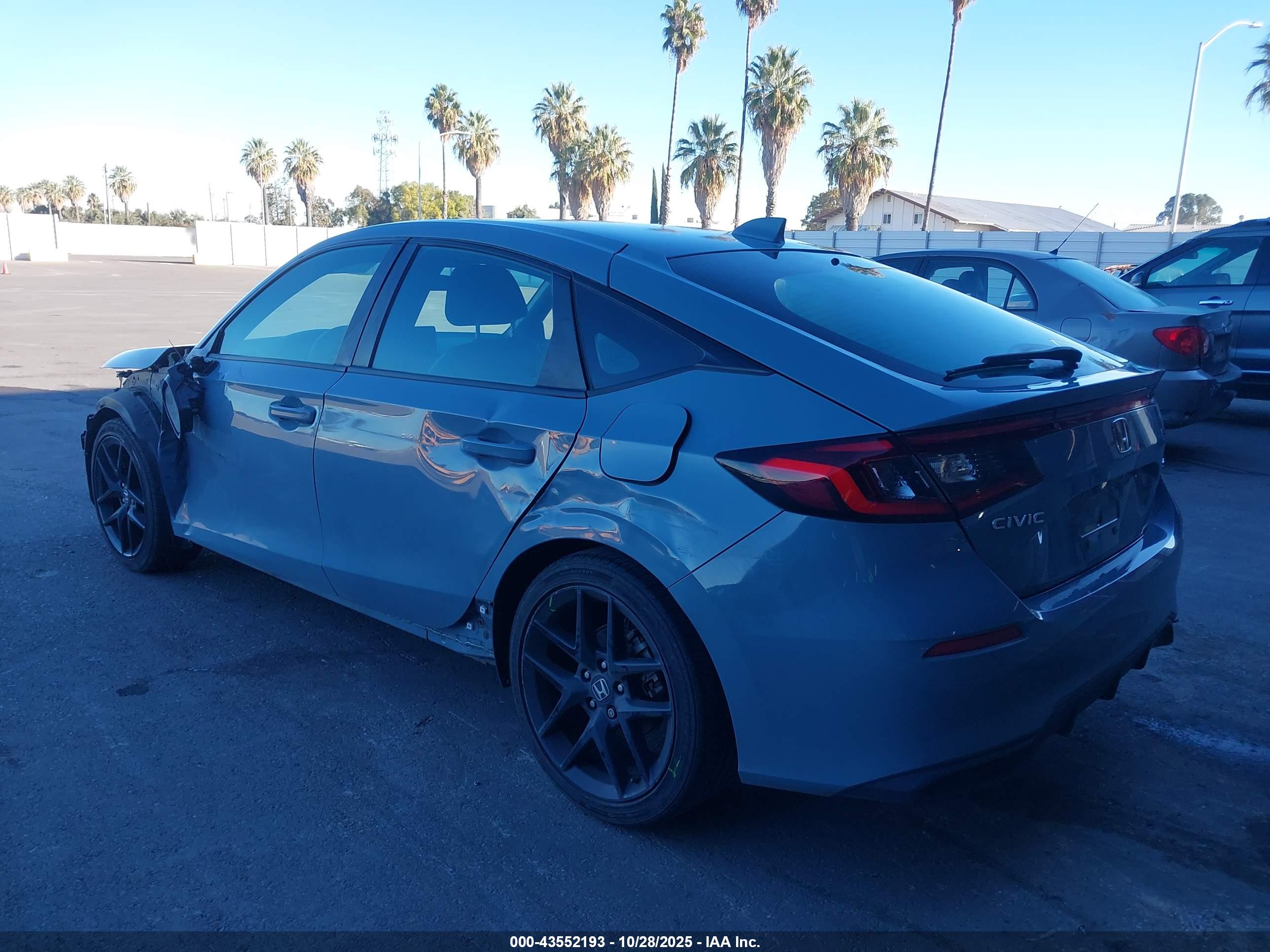 HONDA CIVIC image 3