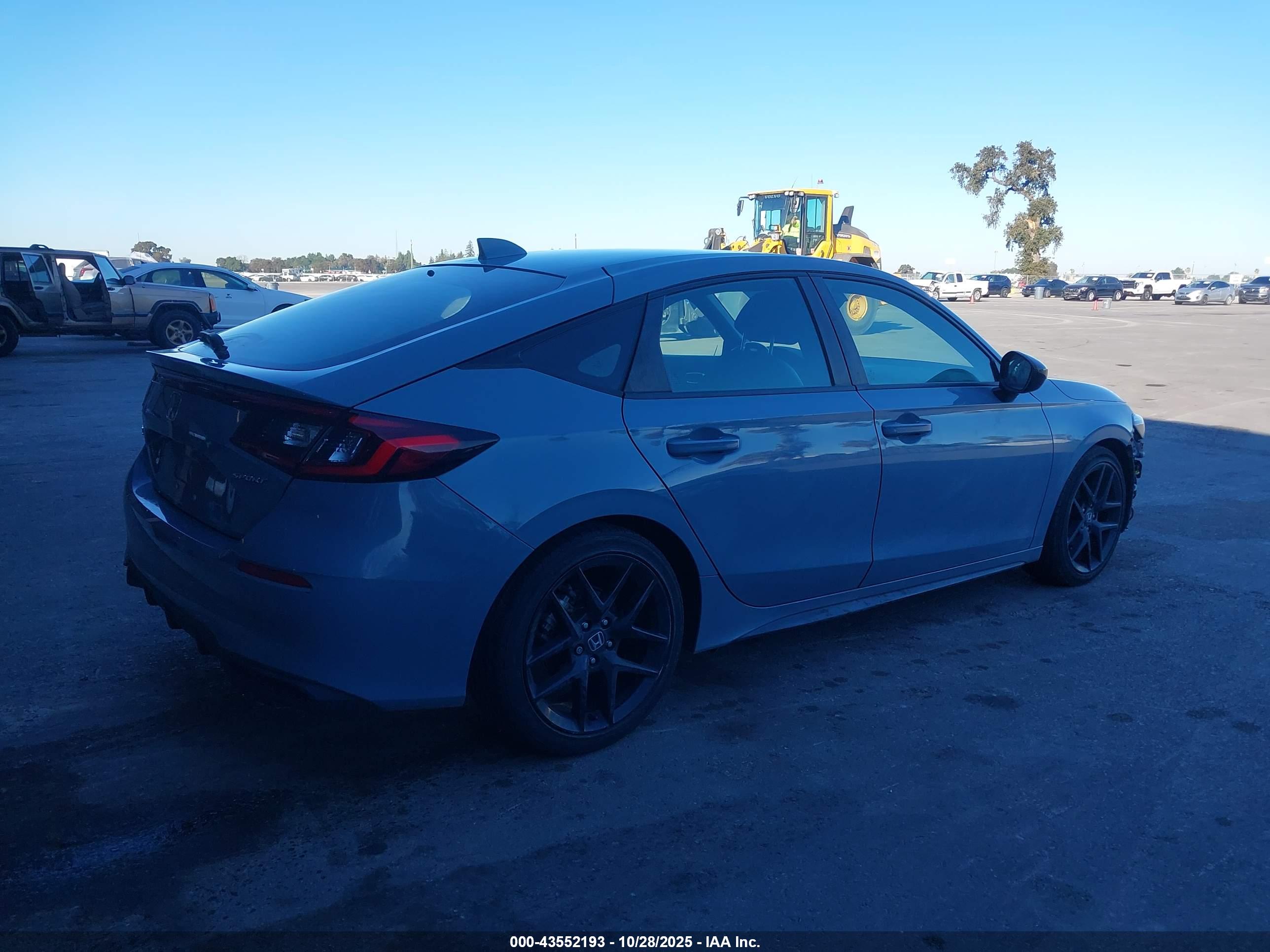 HONDA CIVIC image 4
