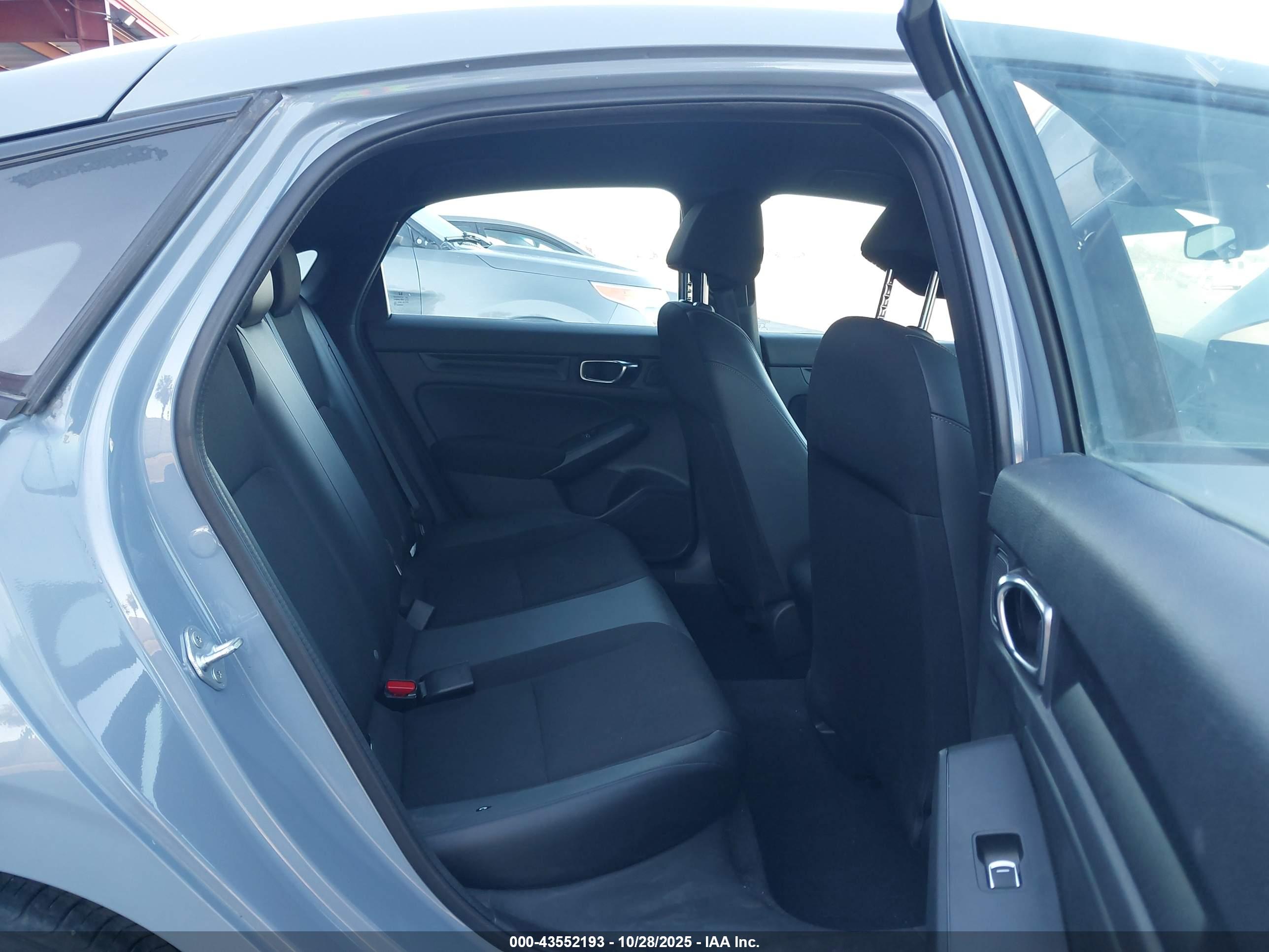 HONDA CIVIC image 8