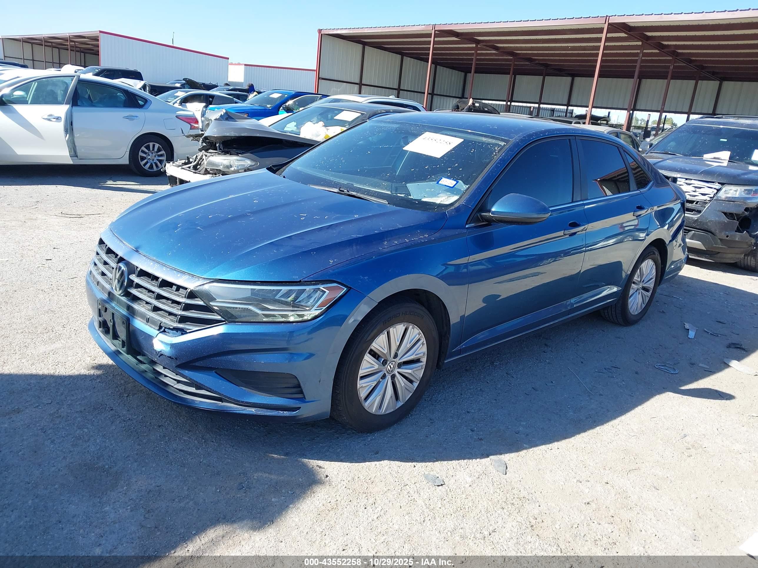 VOLKSWAGEN JETTA image 2