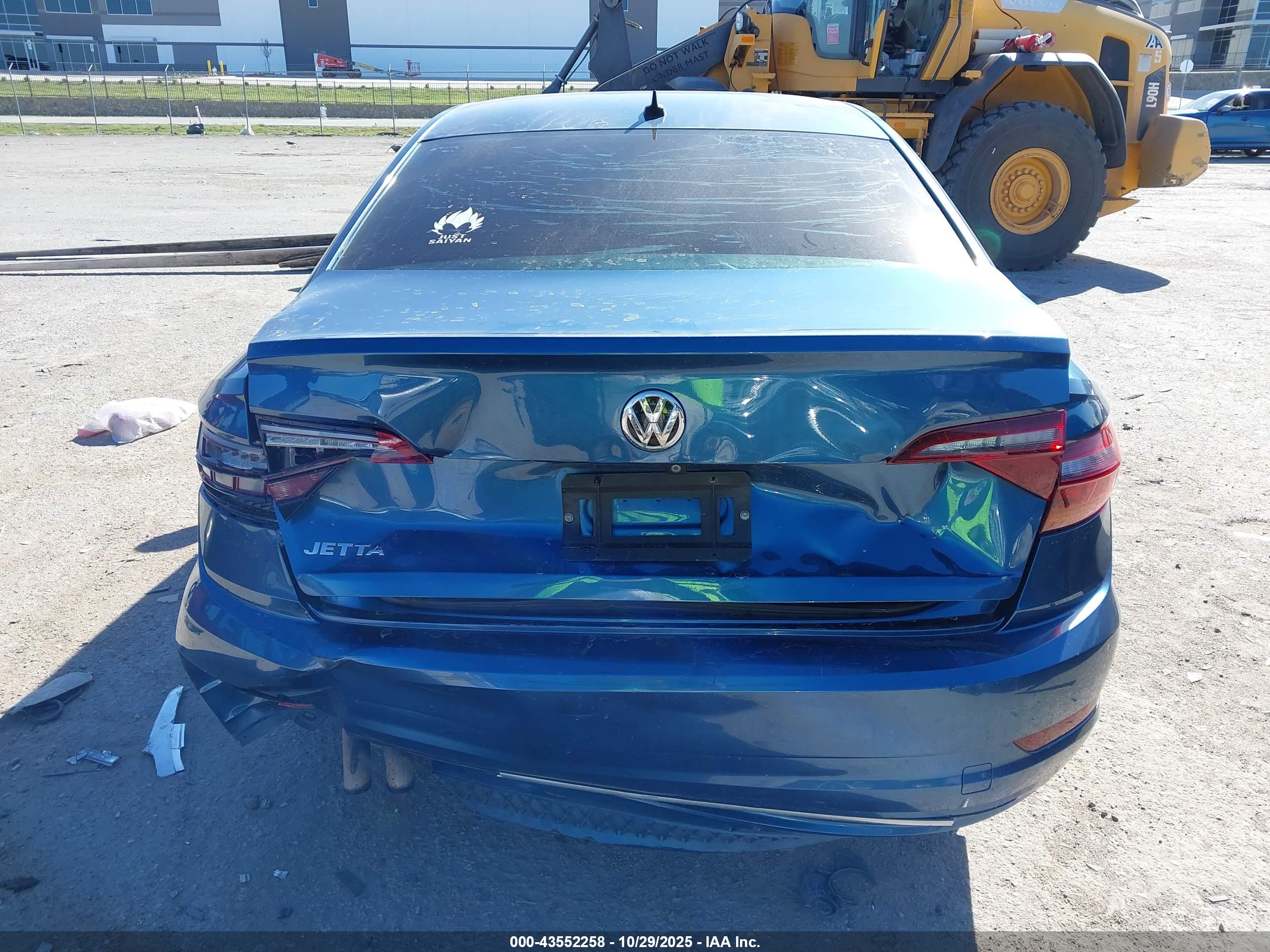 VOLKSWAGEN JETTA image 6