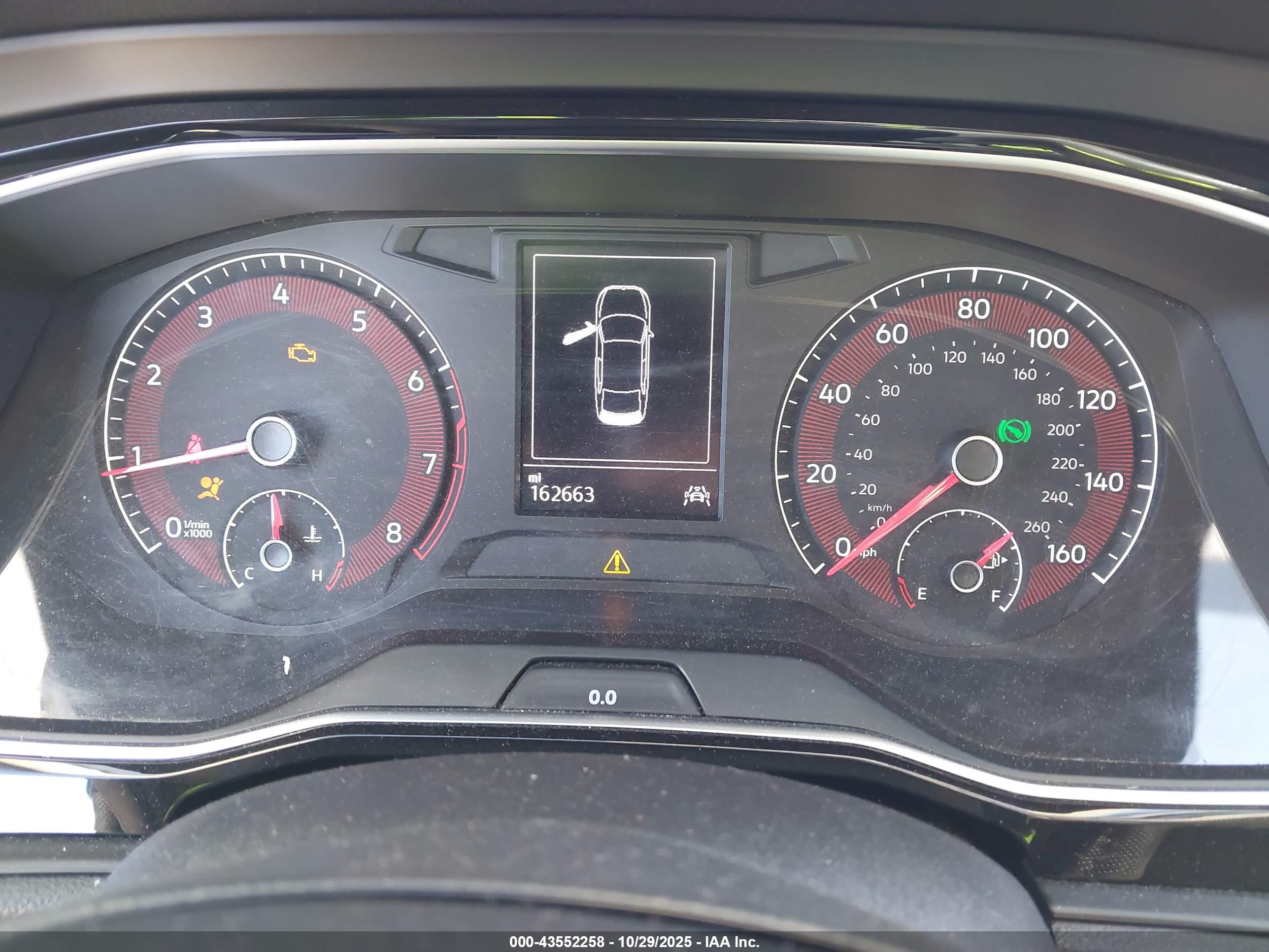 VOLKSWAGEN JETTA image 7