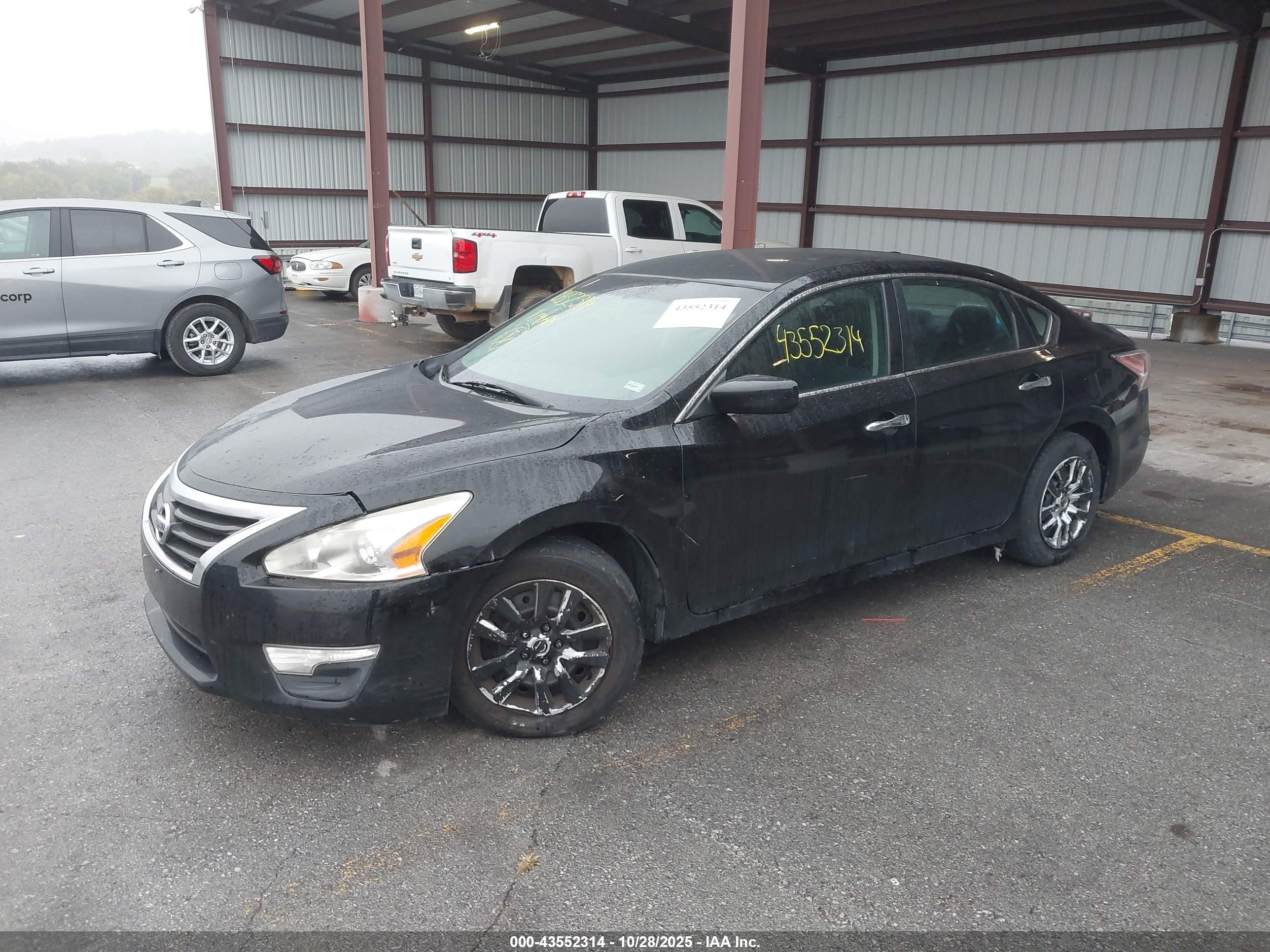 NISSAN ALTIMA image 2