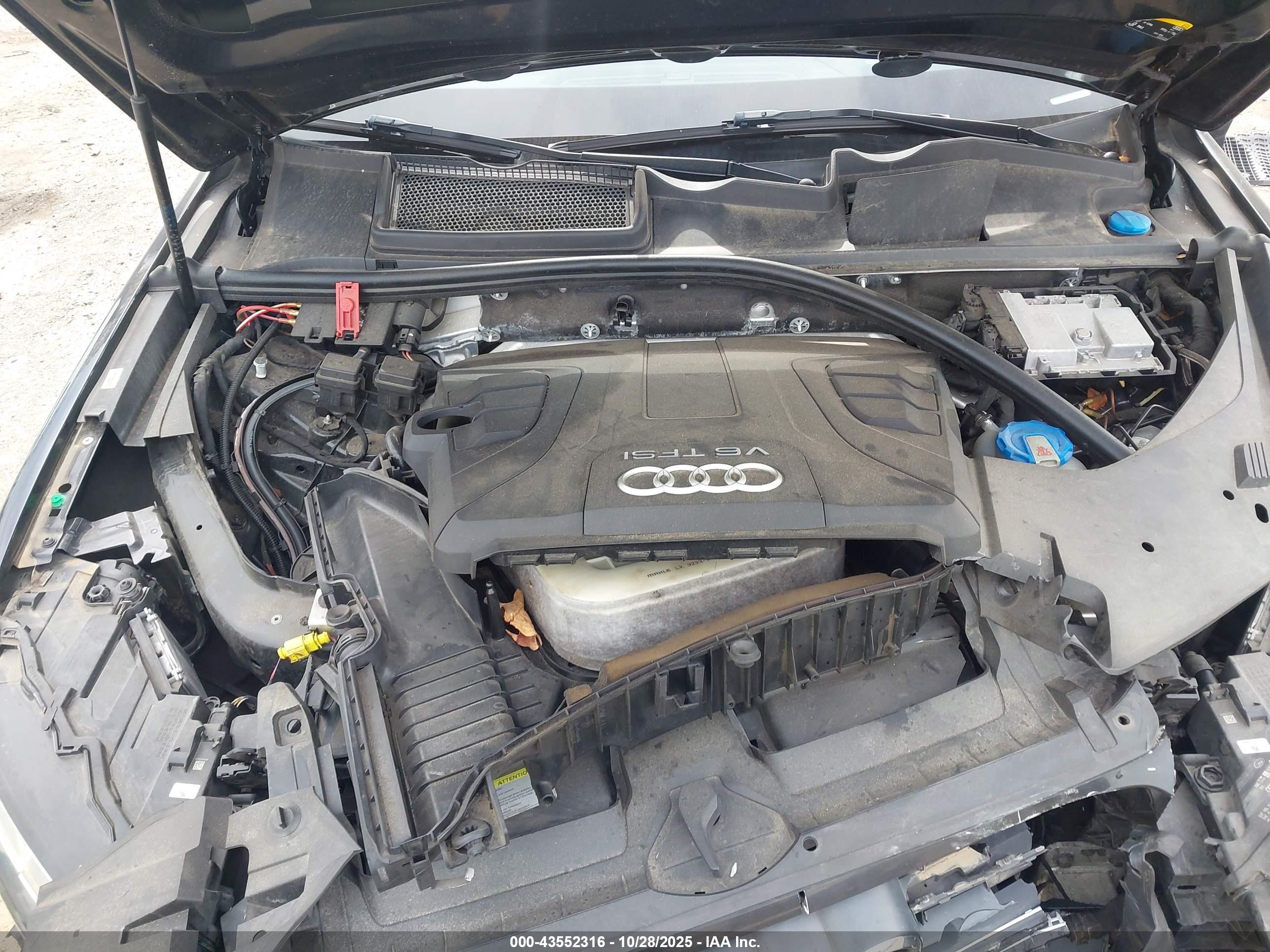 AUDI Q7 image 10