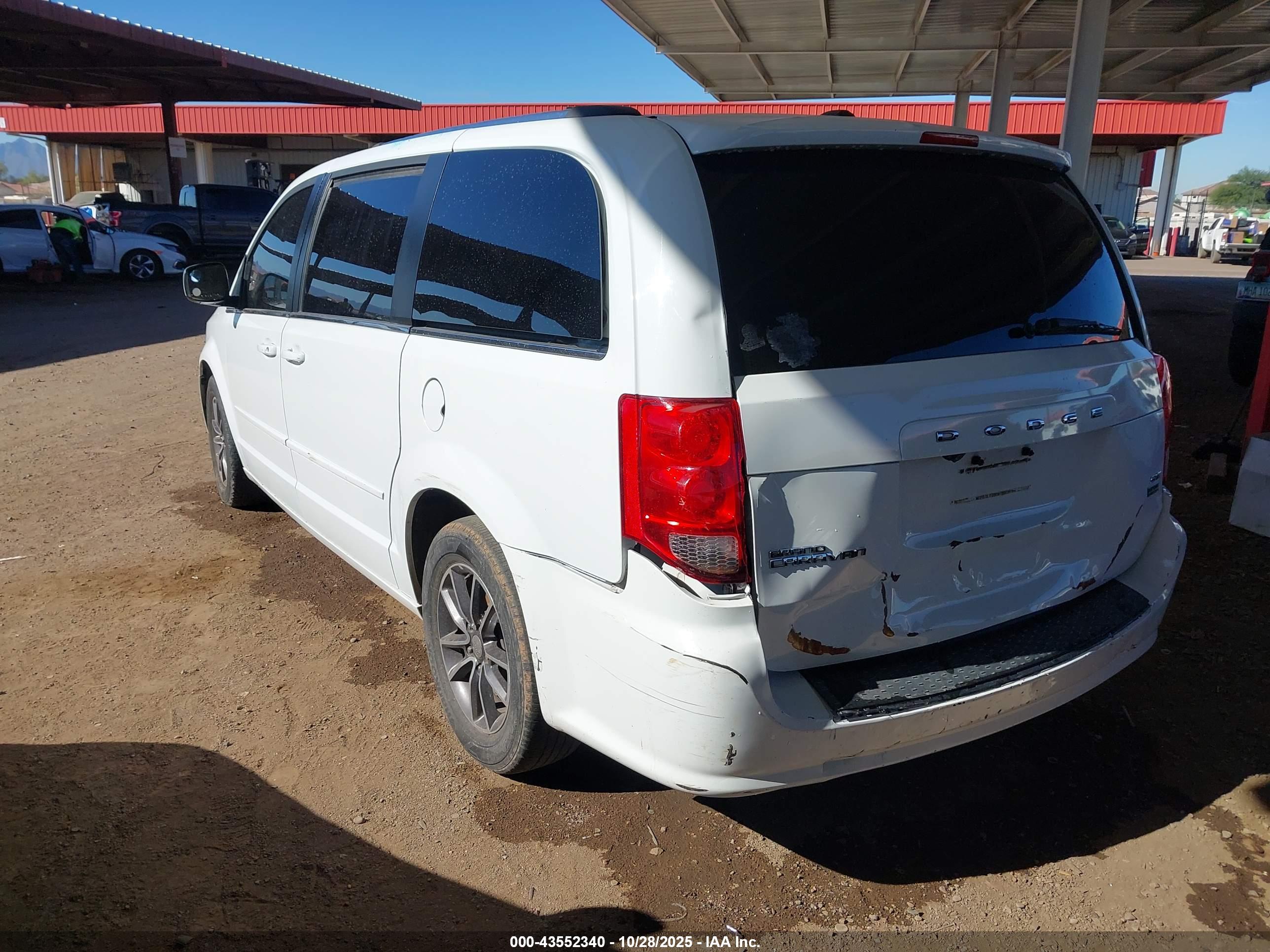 DODGE GRAND image 3