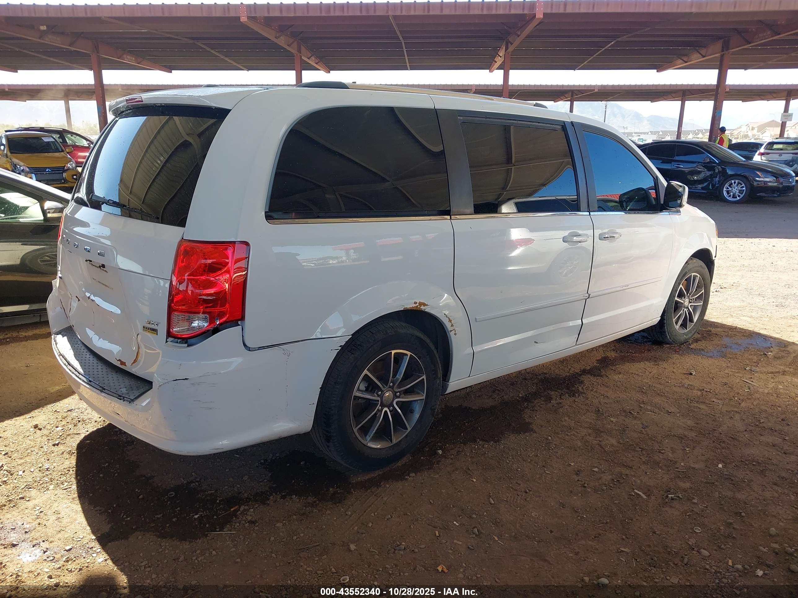 DODGE GRAND image 4