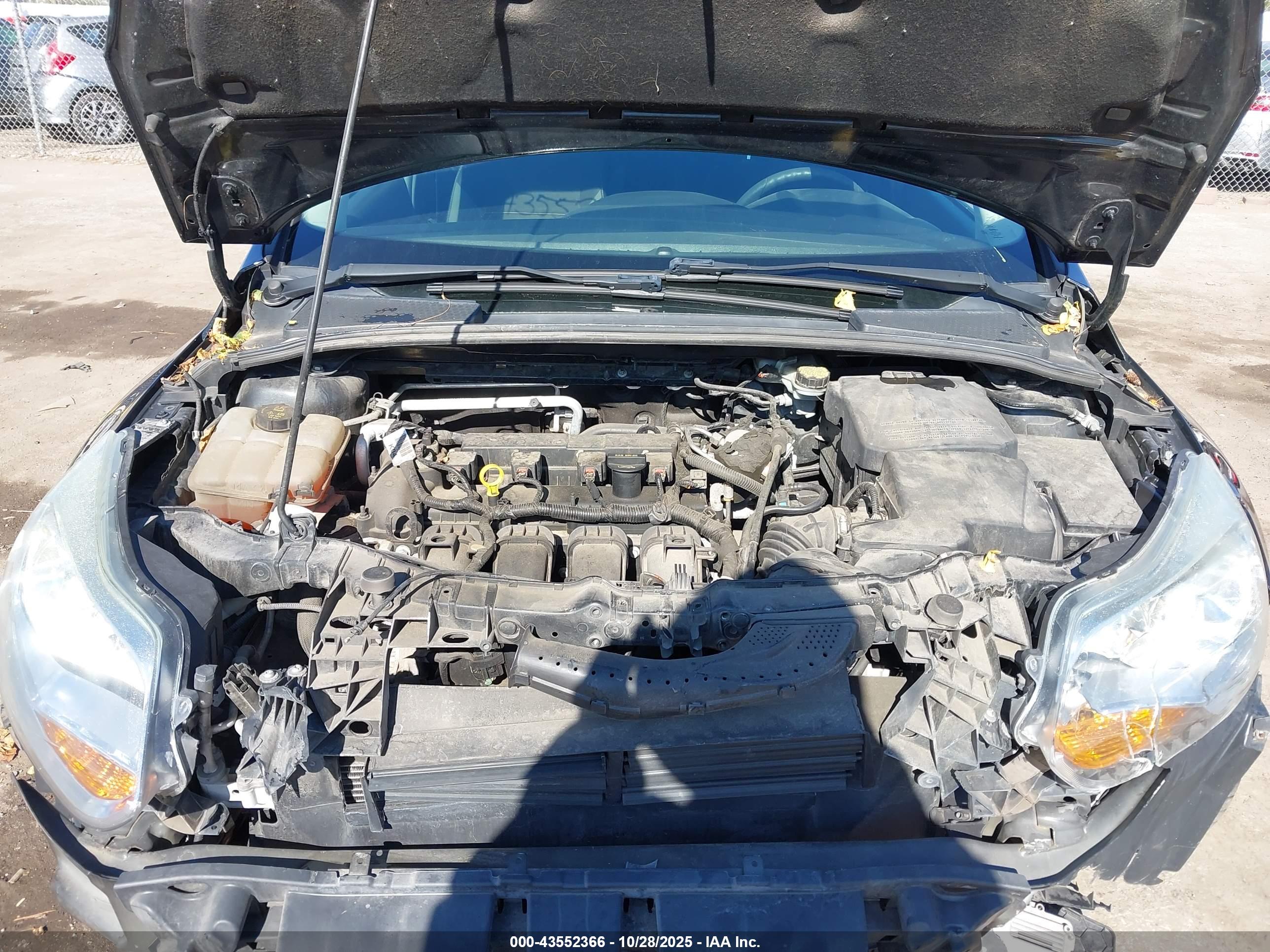 FORD FOCUS image 10