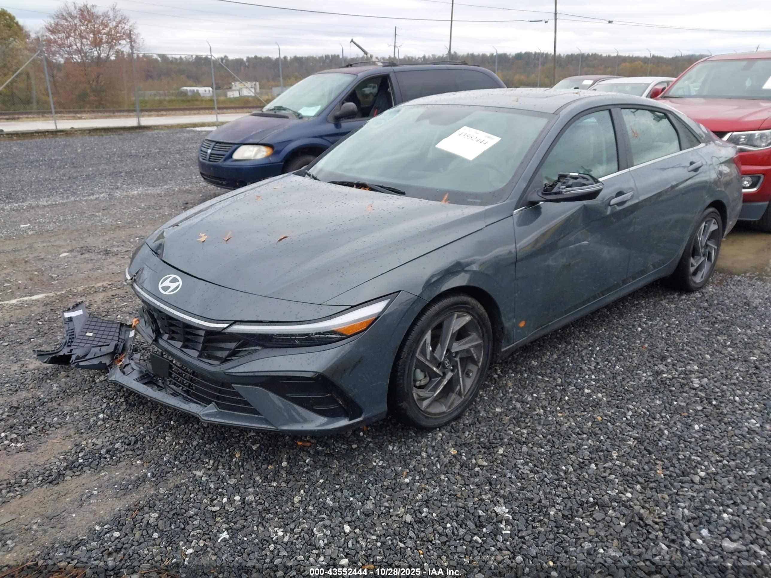 HYUNDAI ELANTRA image 2