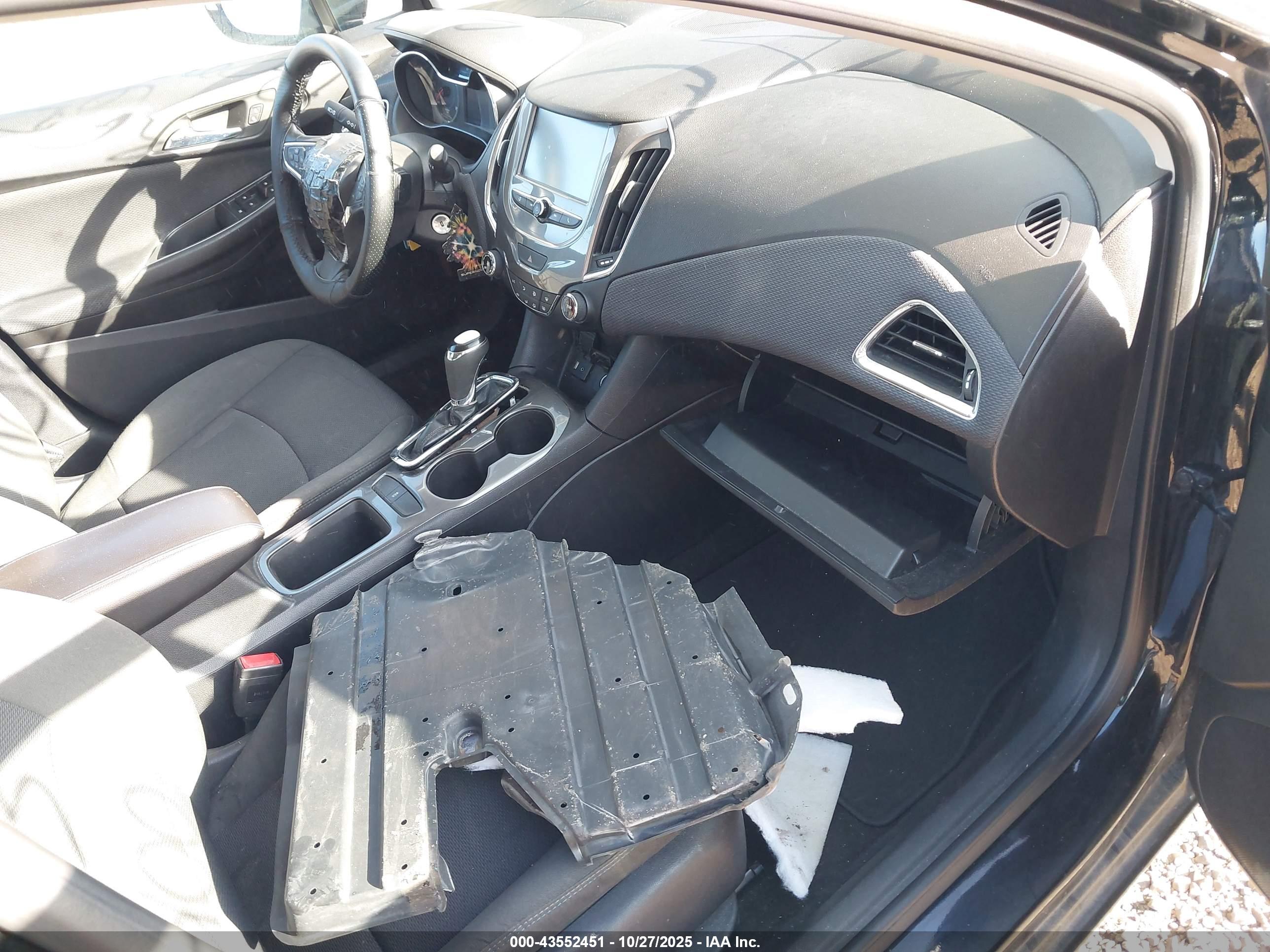 CHEVROLET CRUZE image 5