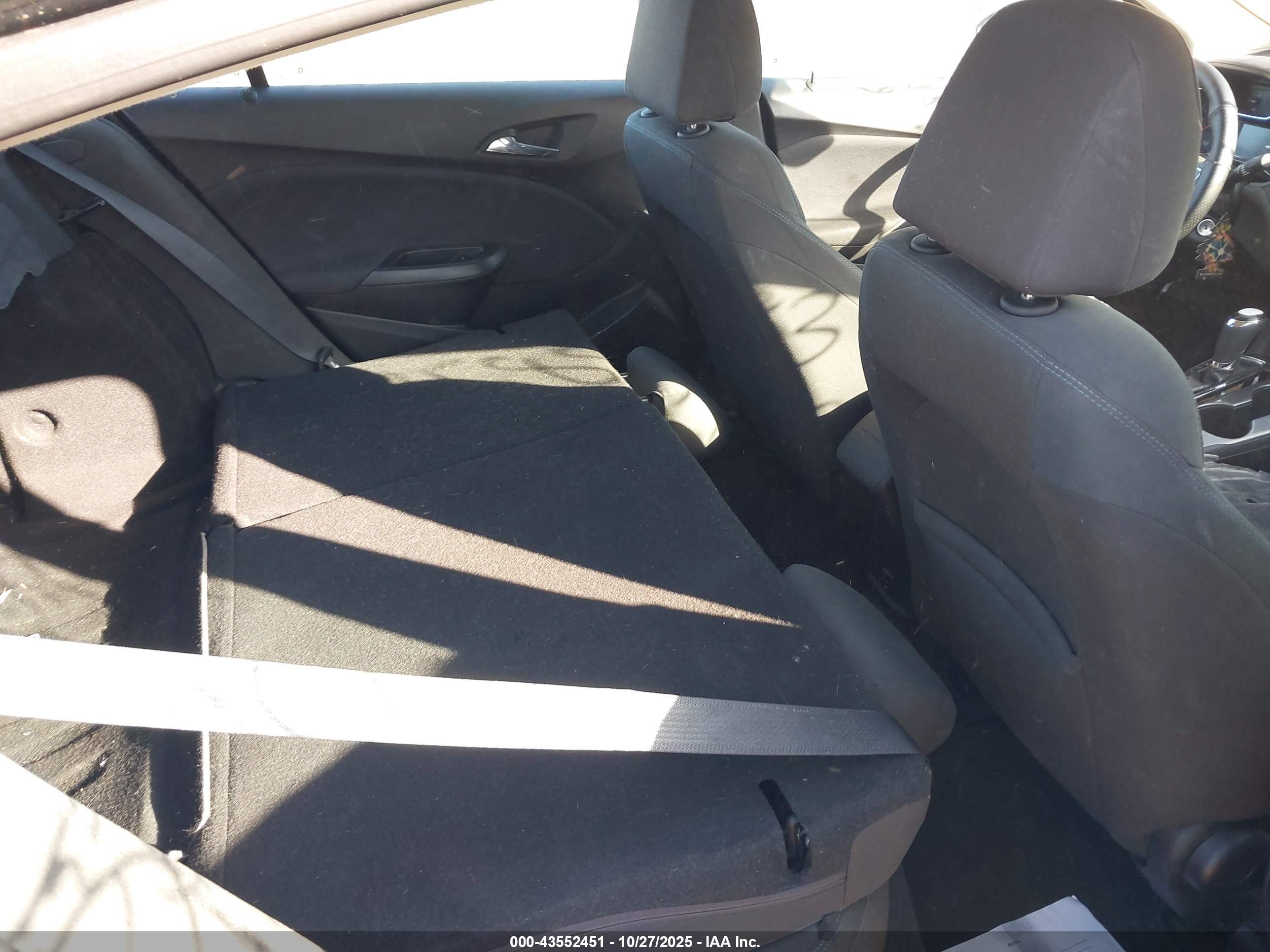 CHEVROLET CRUZE image 8