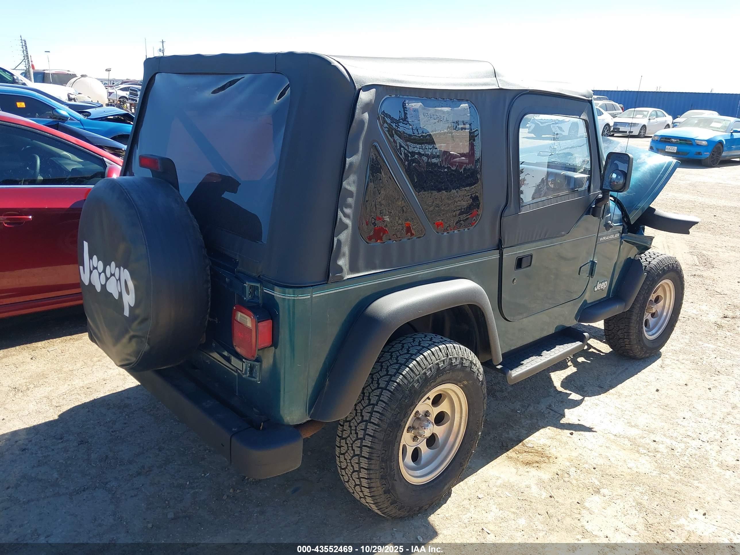 JEEP WRANGLER image 4