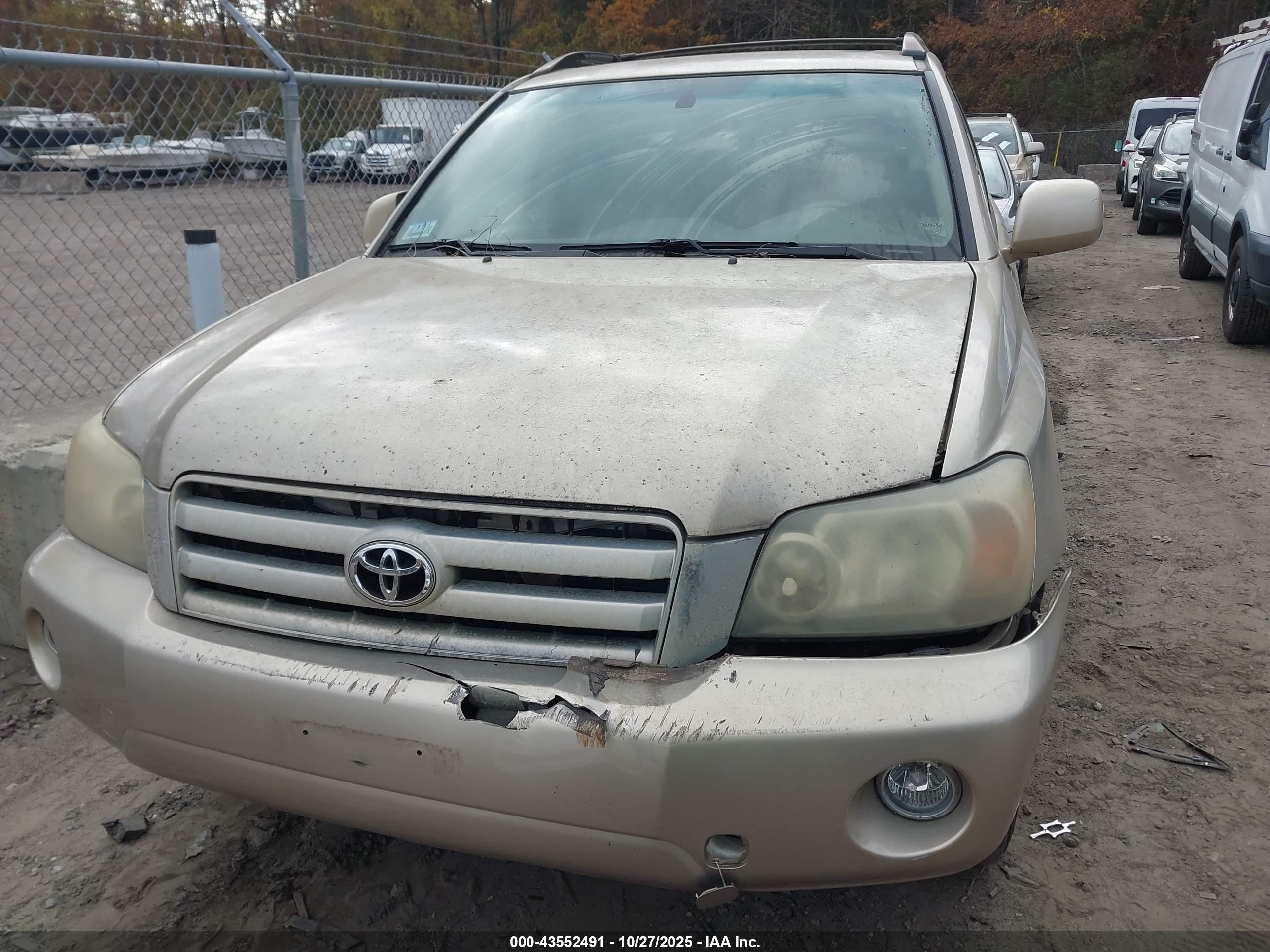 TOYOTA HIGHLANDER image 6