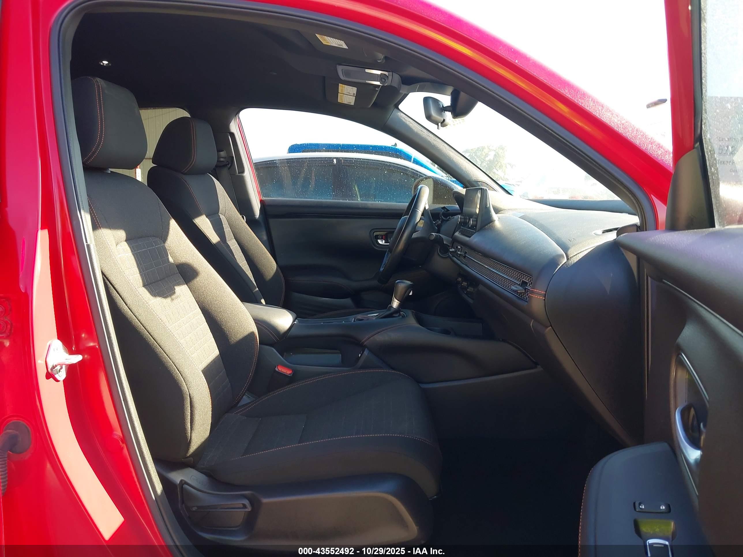 HONDA HR-V image 5