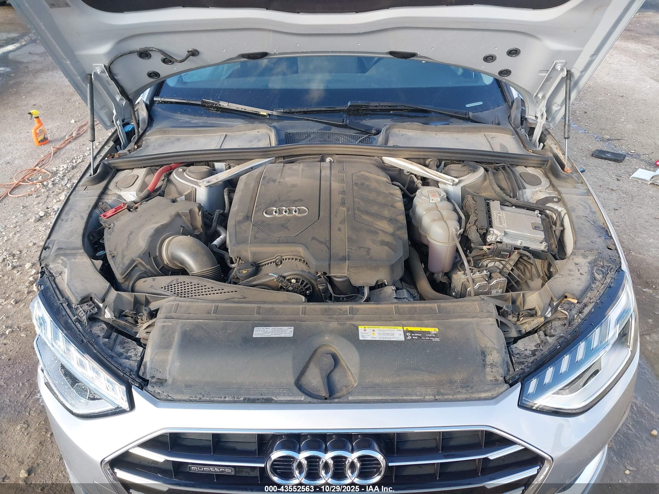 AUDI A4 image 10