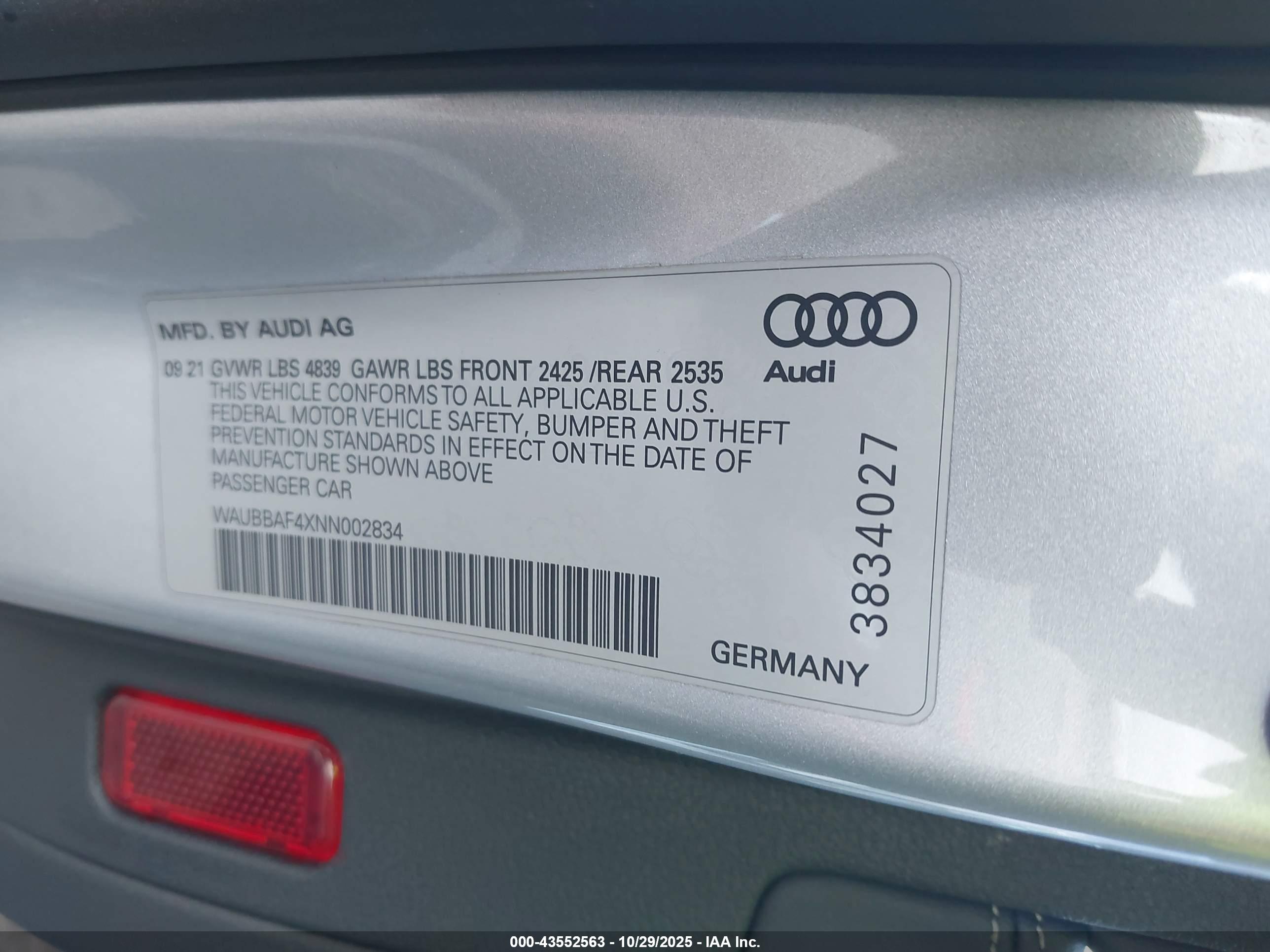 AUDI A4 image 9