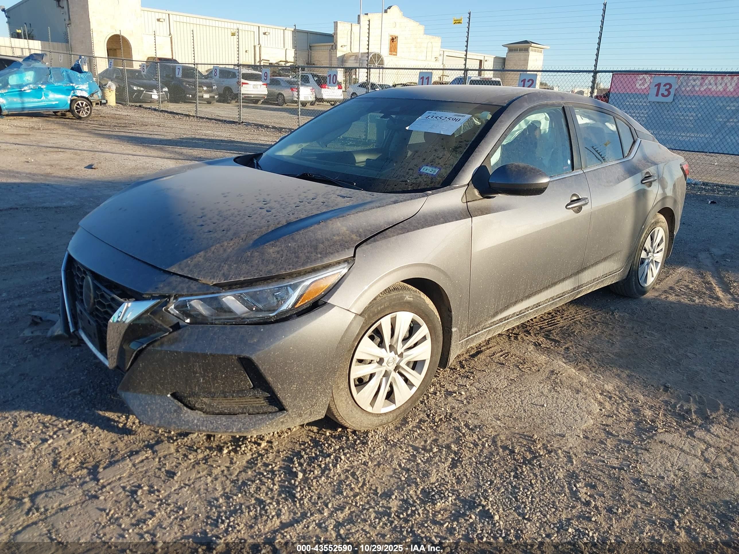 NISSAN SENTRA image 2