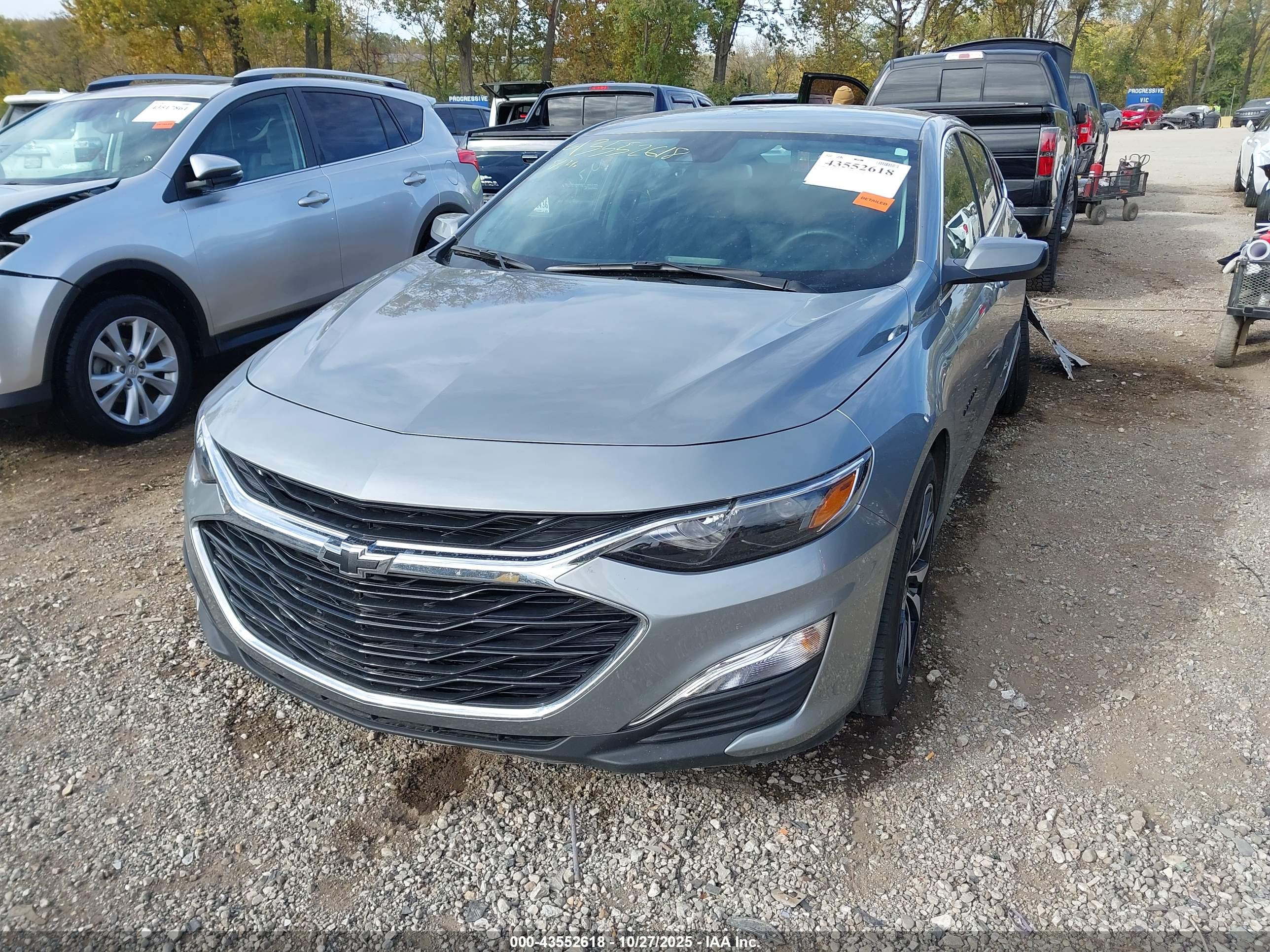CHEVROLET MALIBU image 2