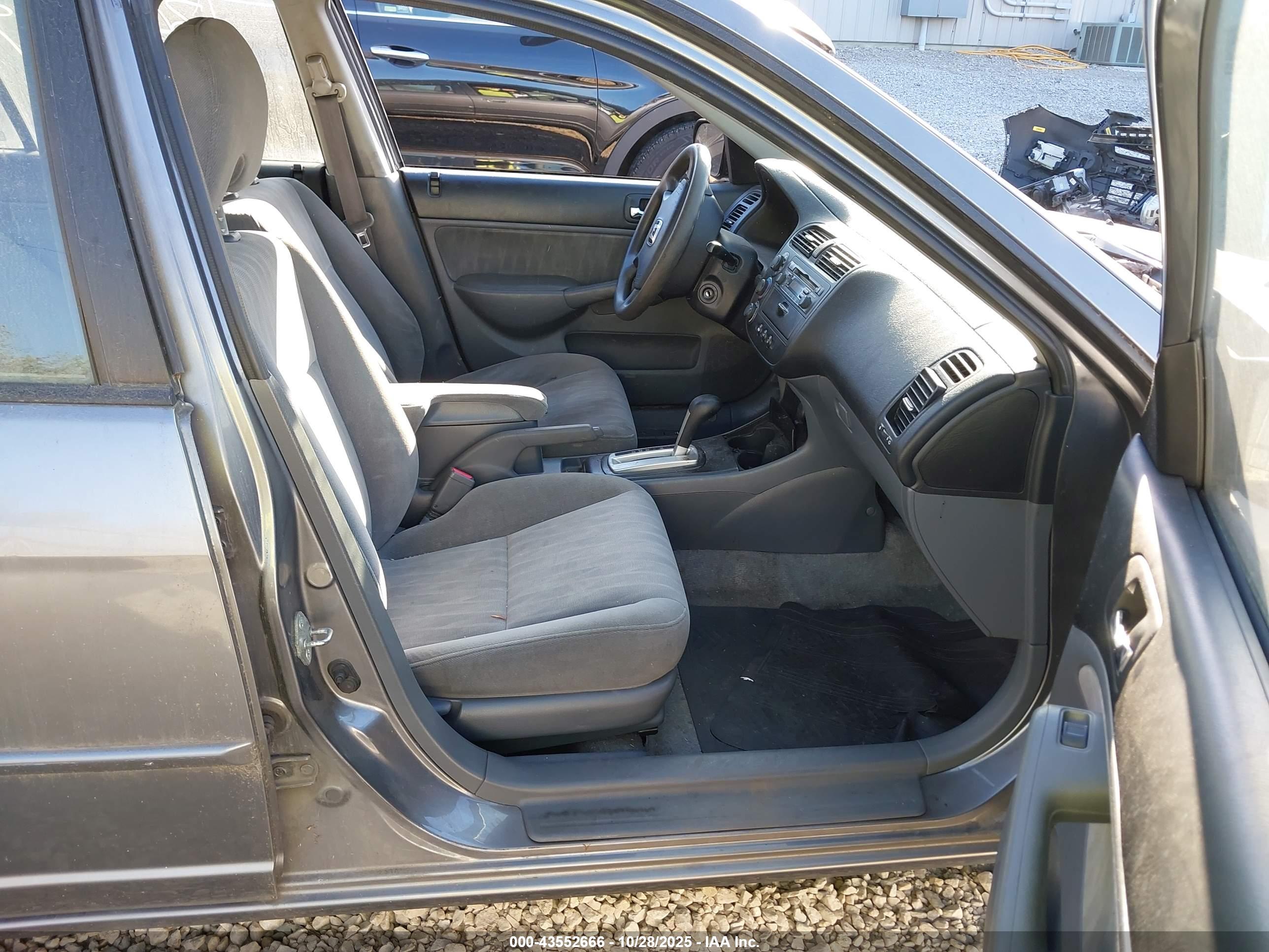 HONDA CIVIC image 5
