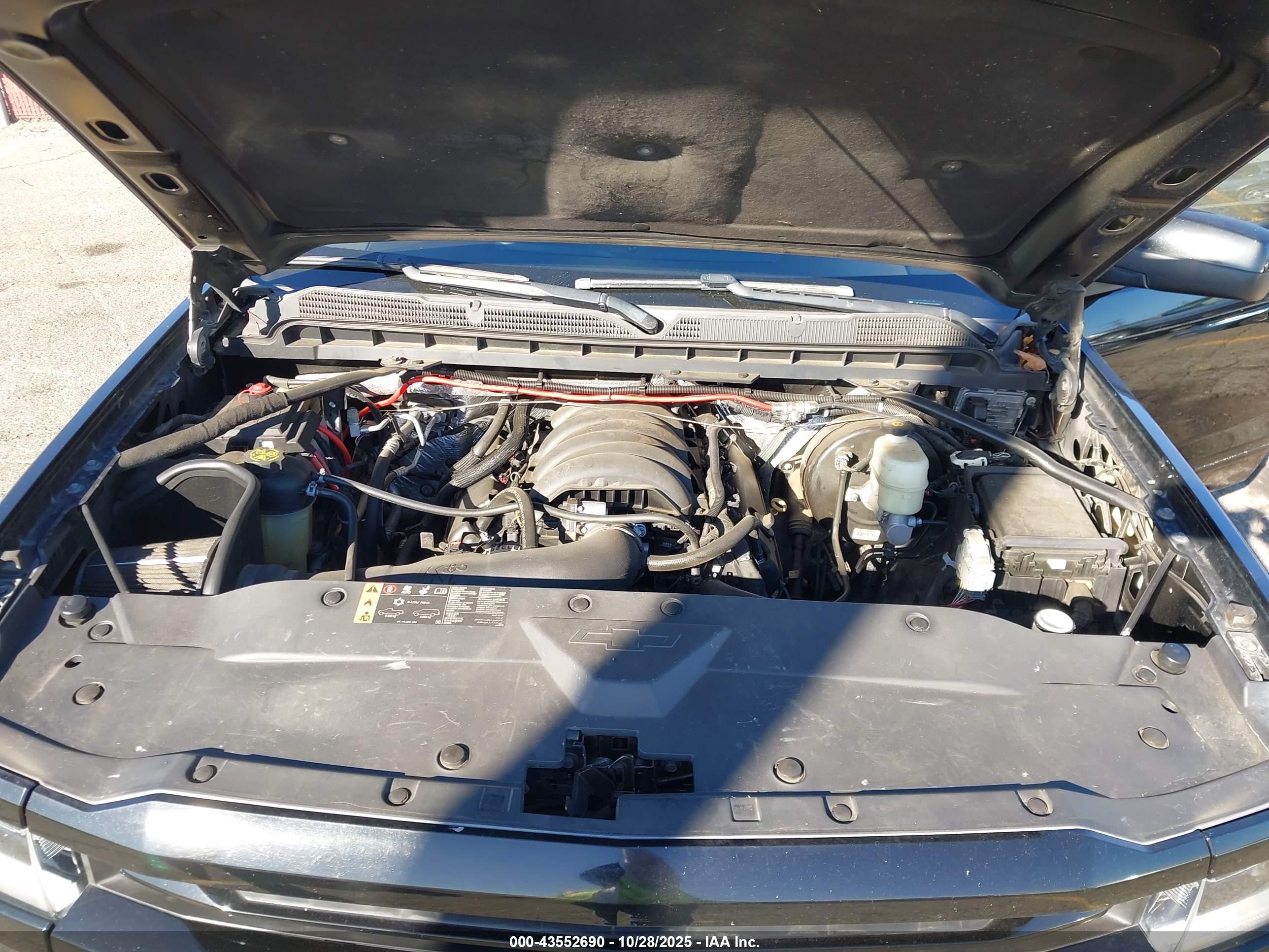 CHEVROLET SILVERADO image 10