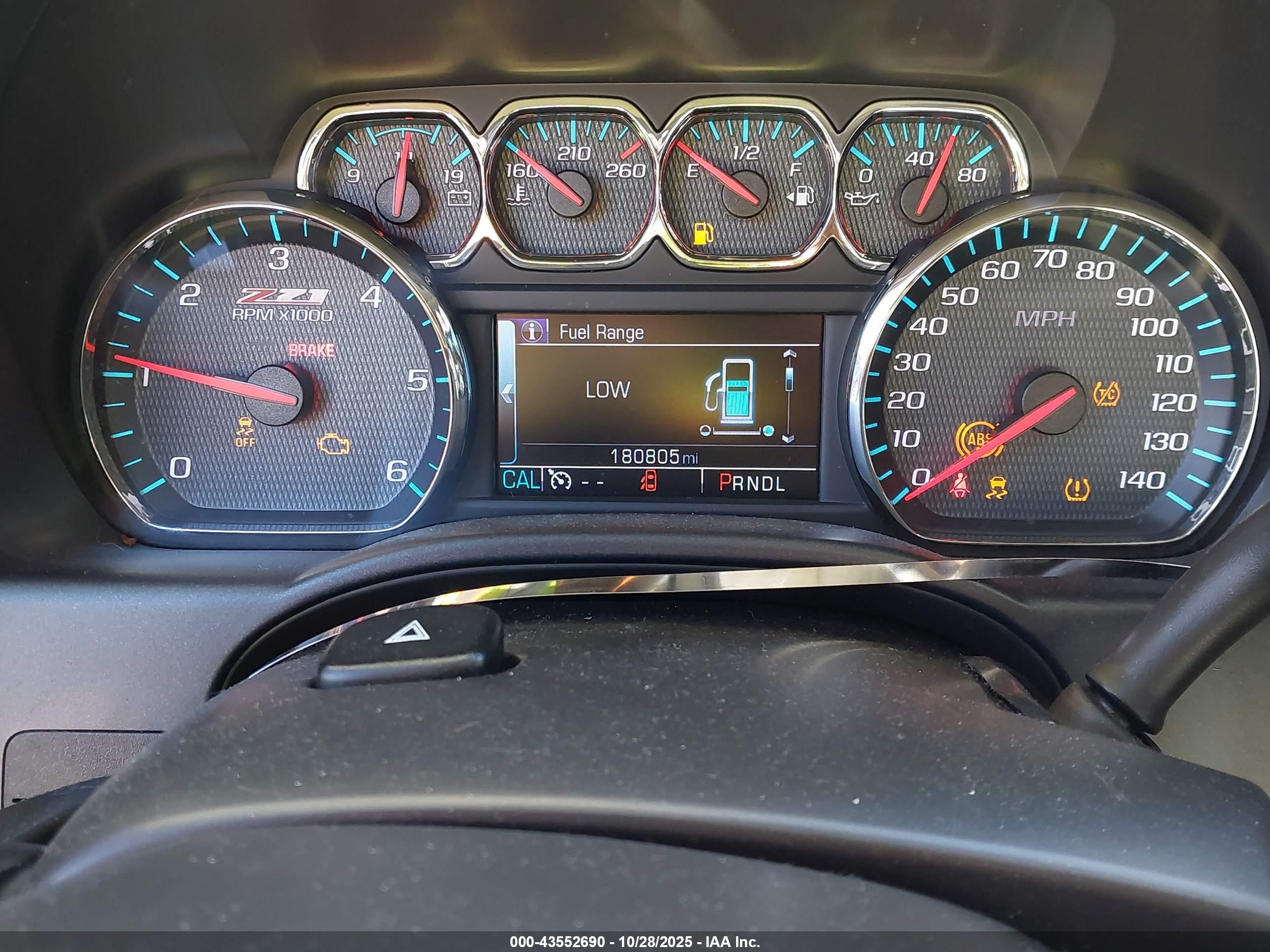 CHEVROLET SILVERADO image 7