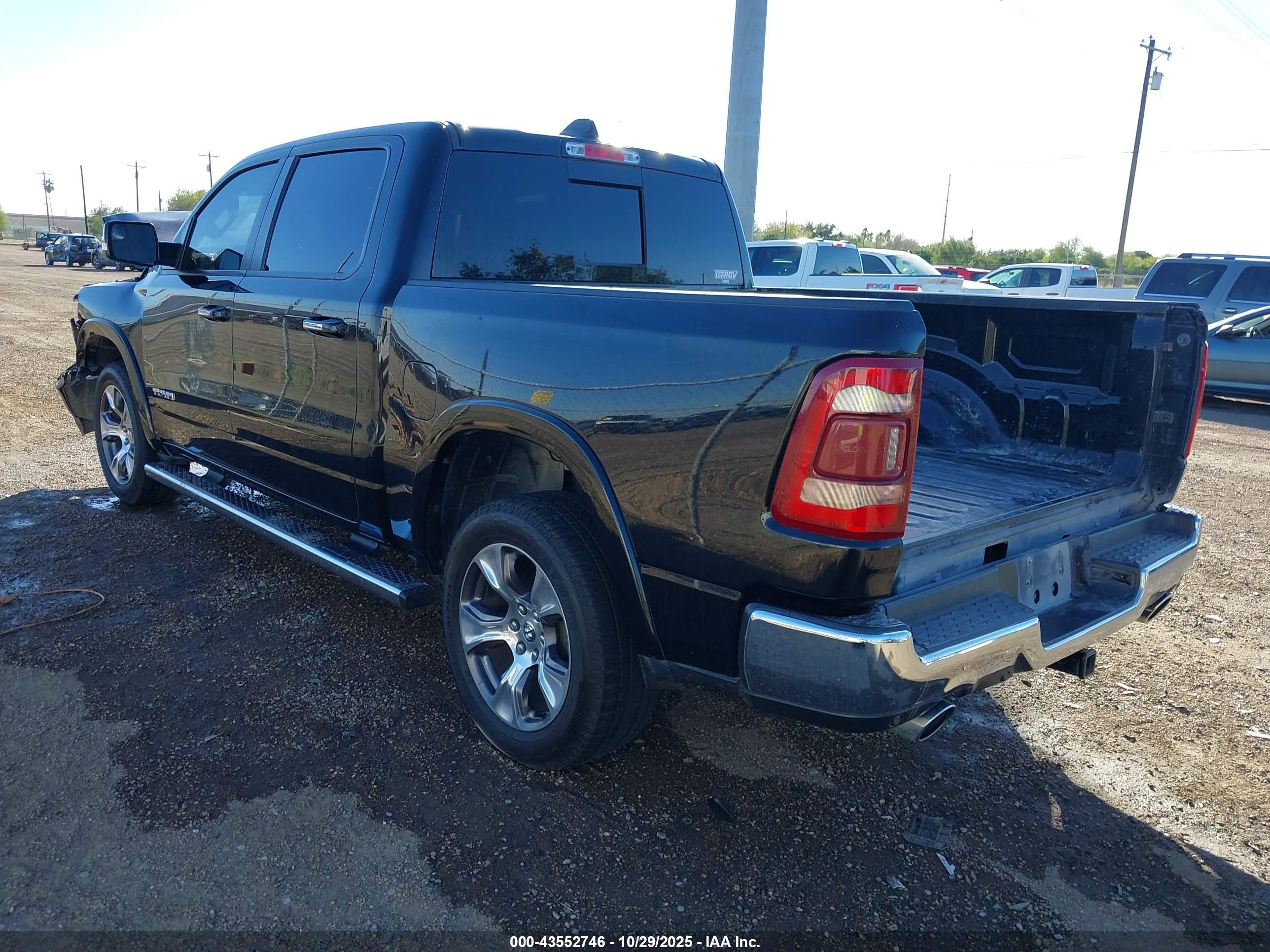 RAM 1500 image 3