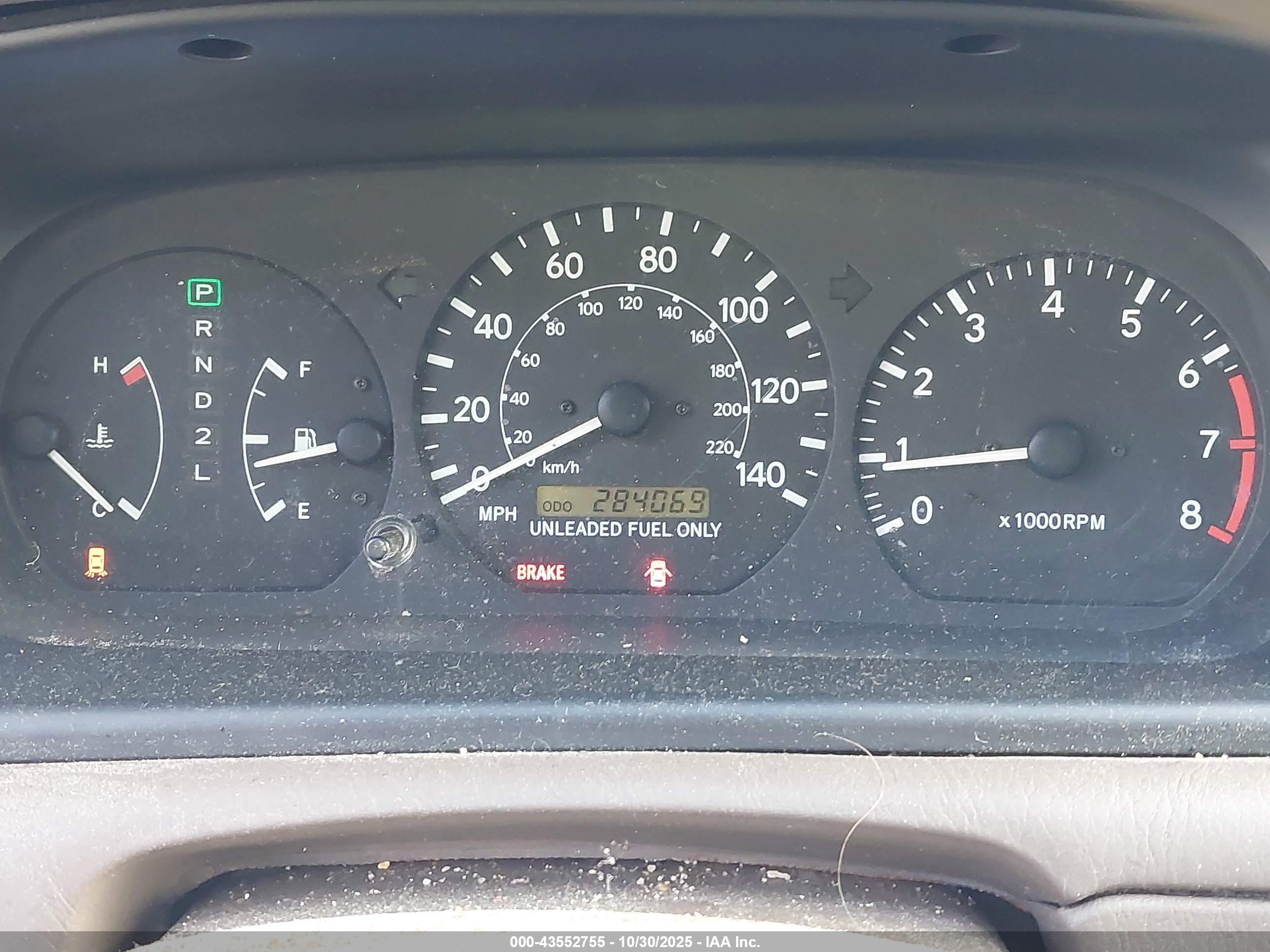 TOYOTA CAMRY image 7