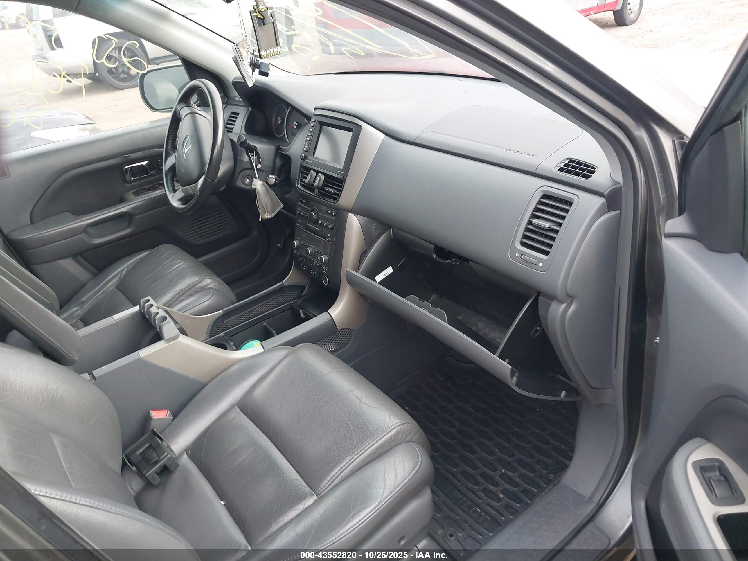 HONDA PILOT image 5