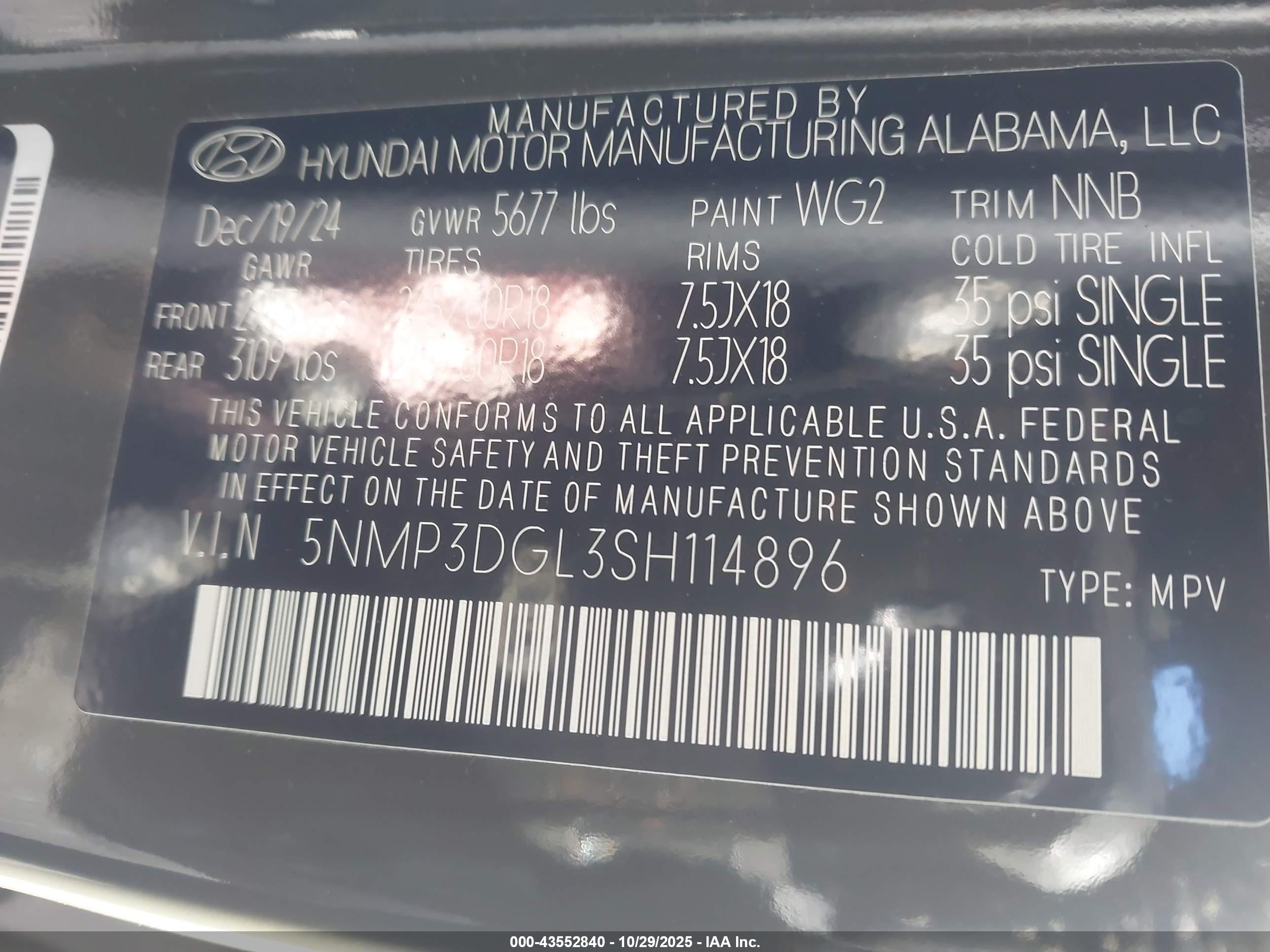 HYUNDAI SANTA image 9