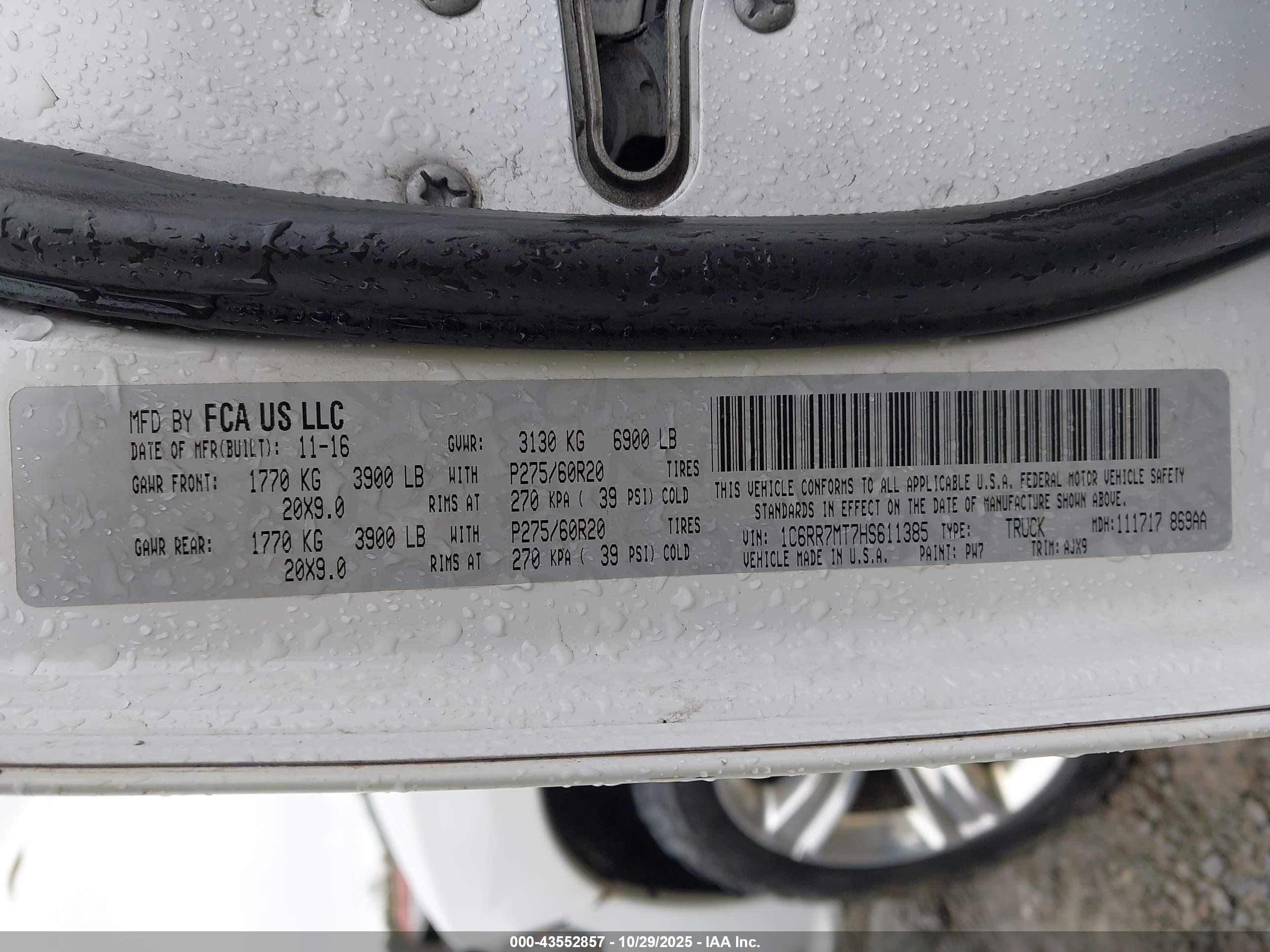 RAM 1500 image 9