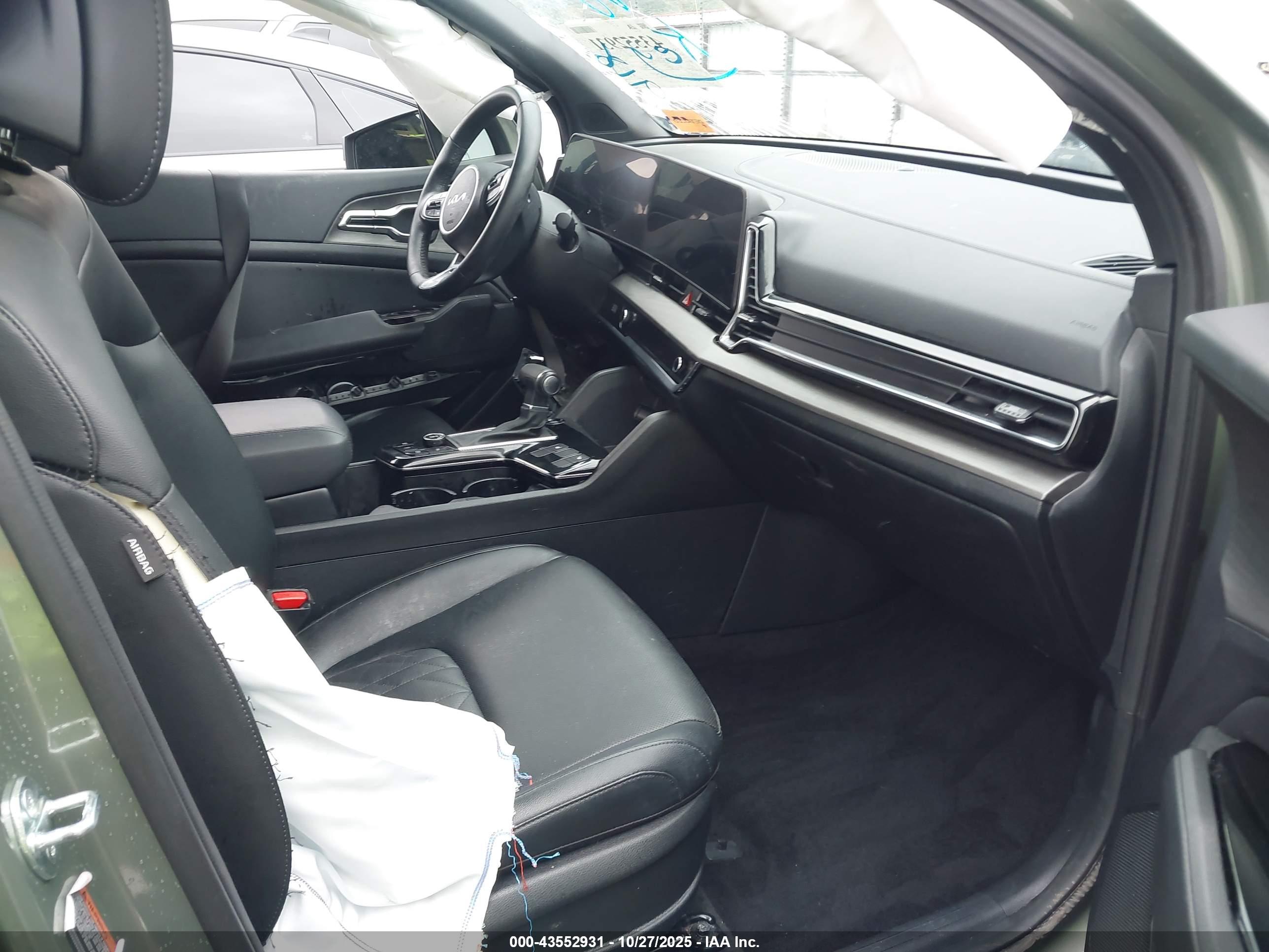 KIA SPORTAGE image 5
