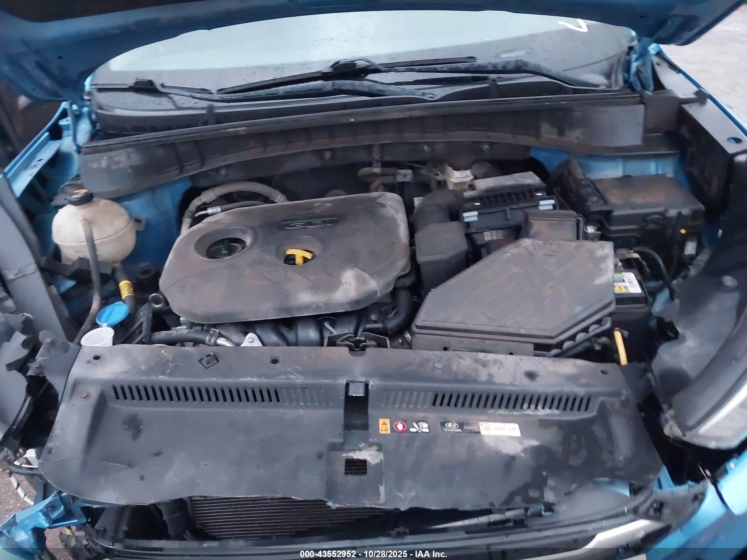 HYUNDAI TUCSON image 10