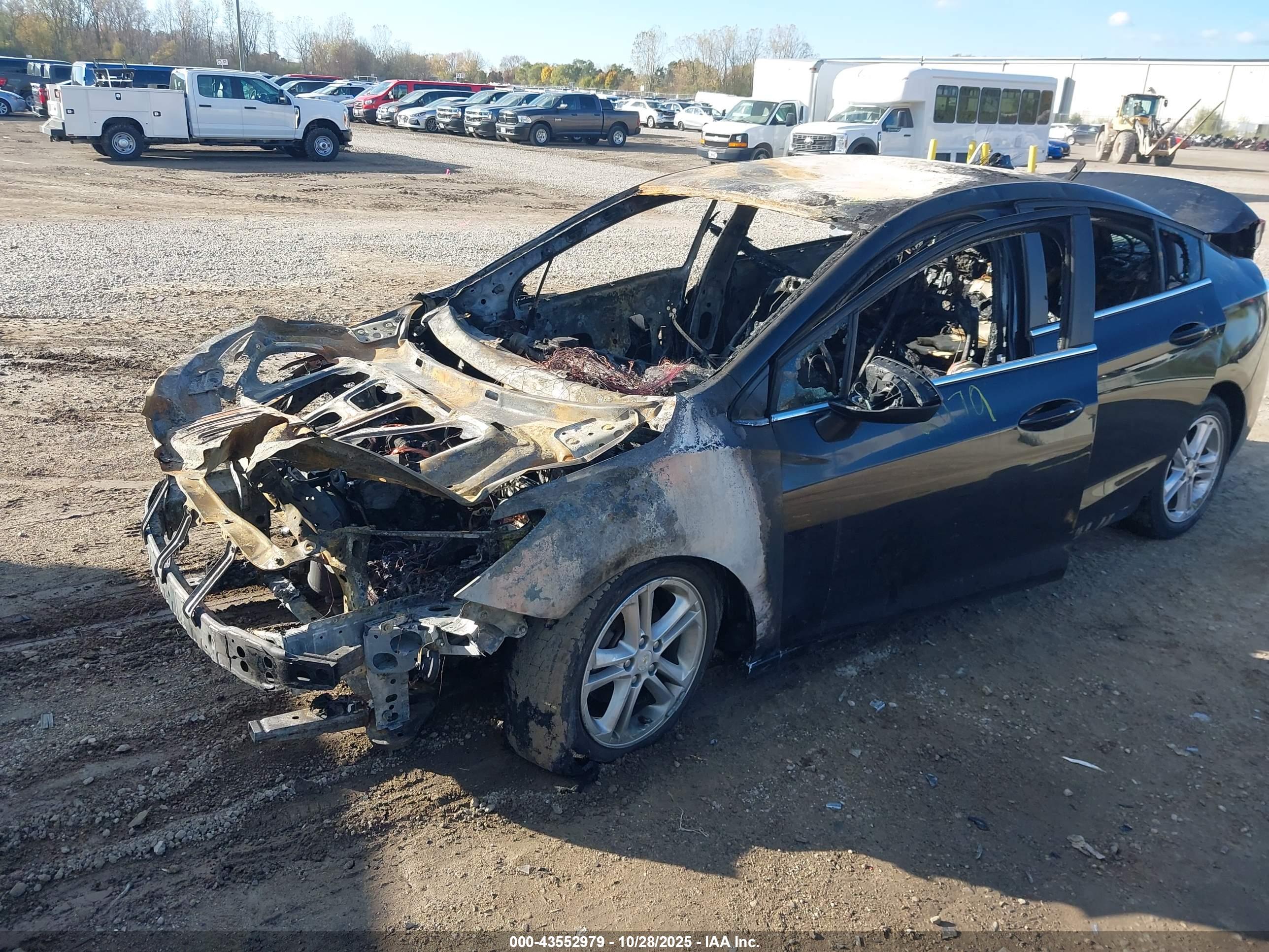 CHEVROLET CRUZE image 2