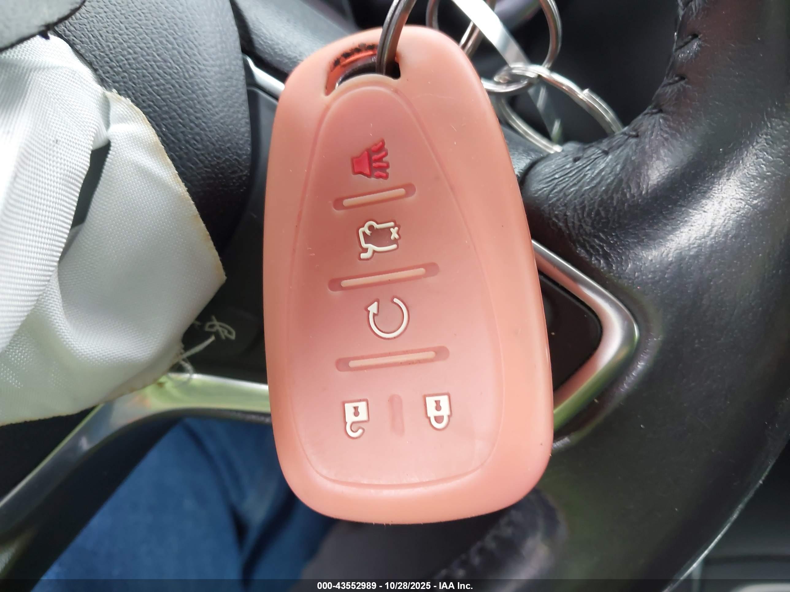 CHEVROLET EQUINOX image 11