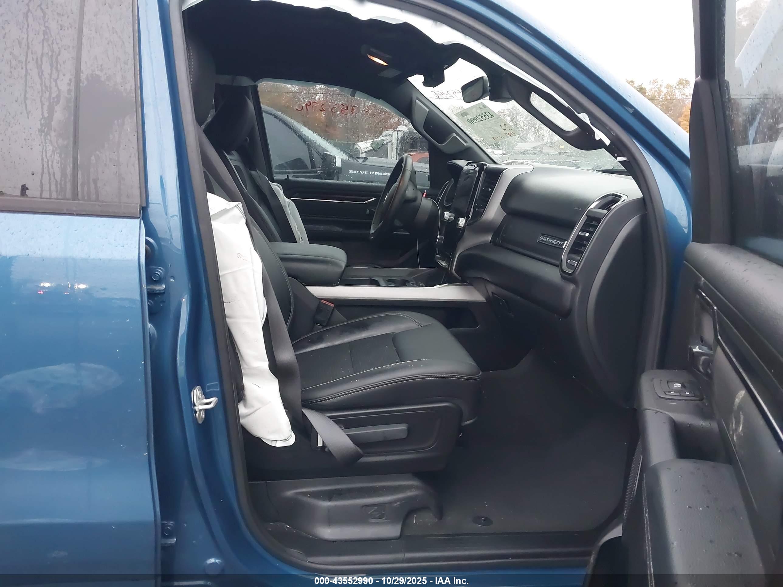 RAM 1500 image 5
