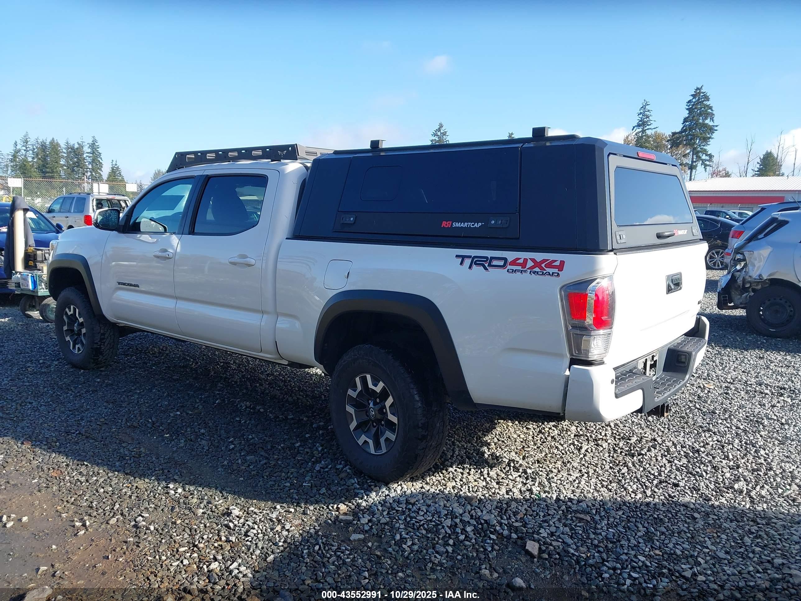 TOYOTA TACOMA image 3