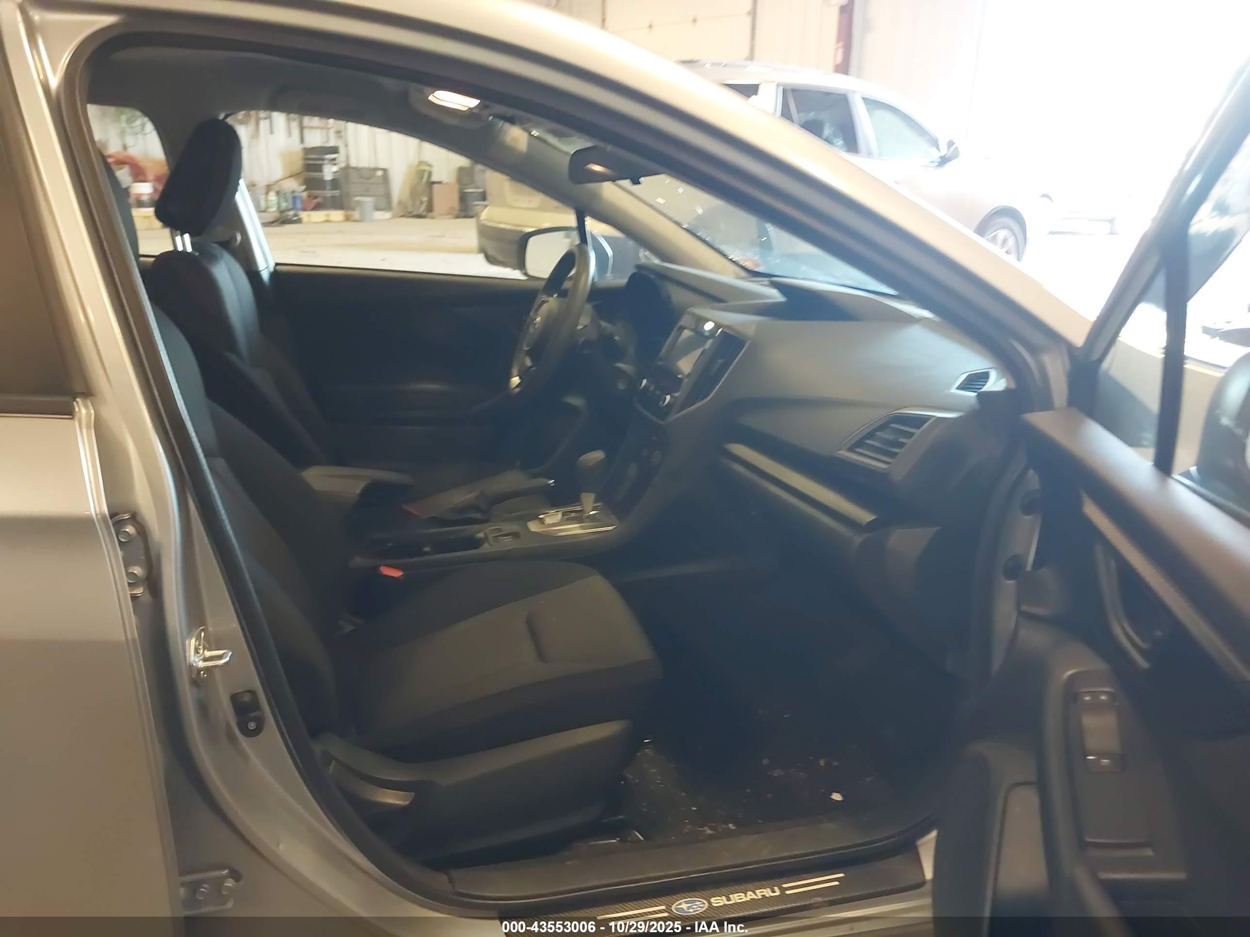 SUBARU IMPREZA image 5