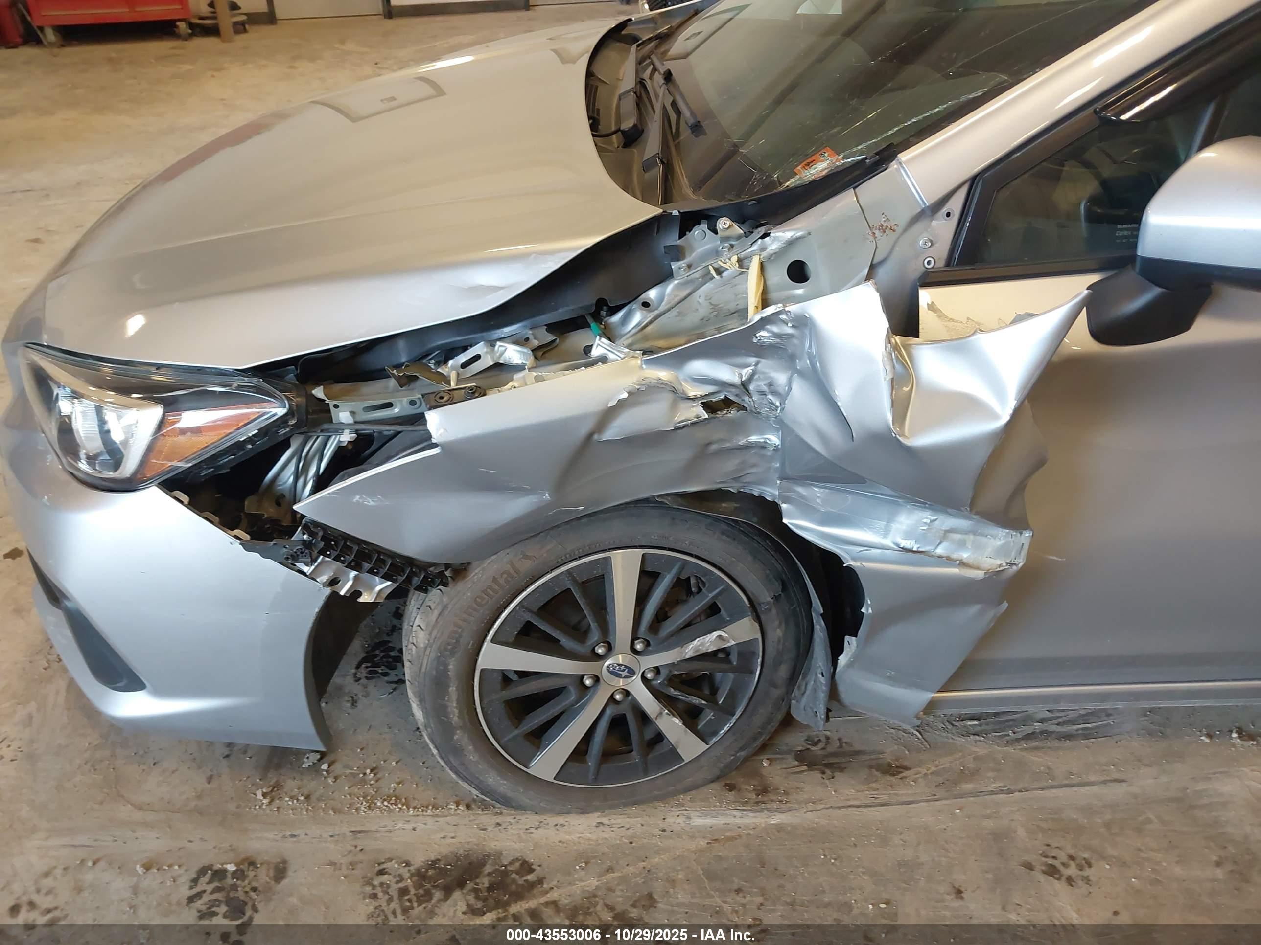 SUBARU IMPREZA image 6
