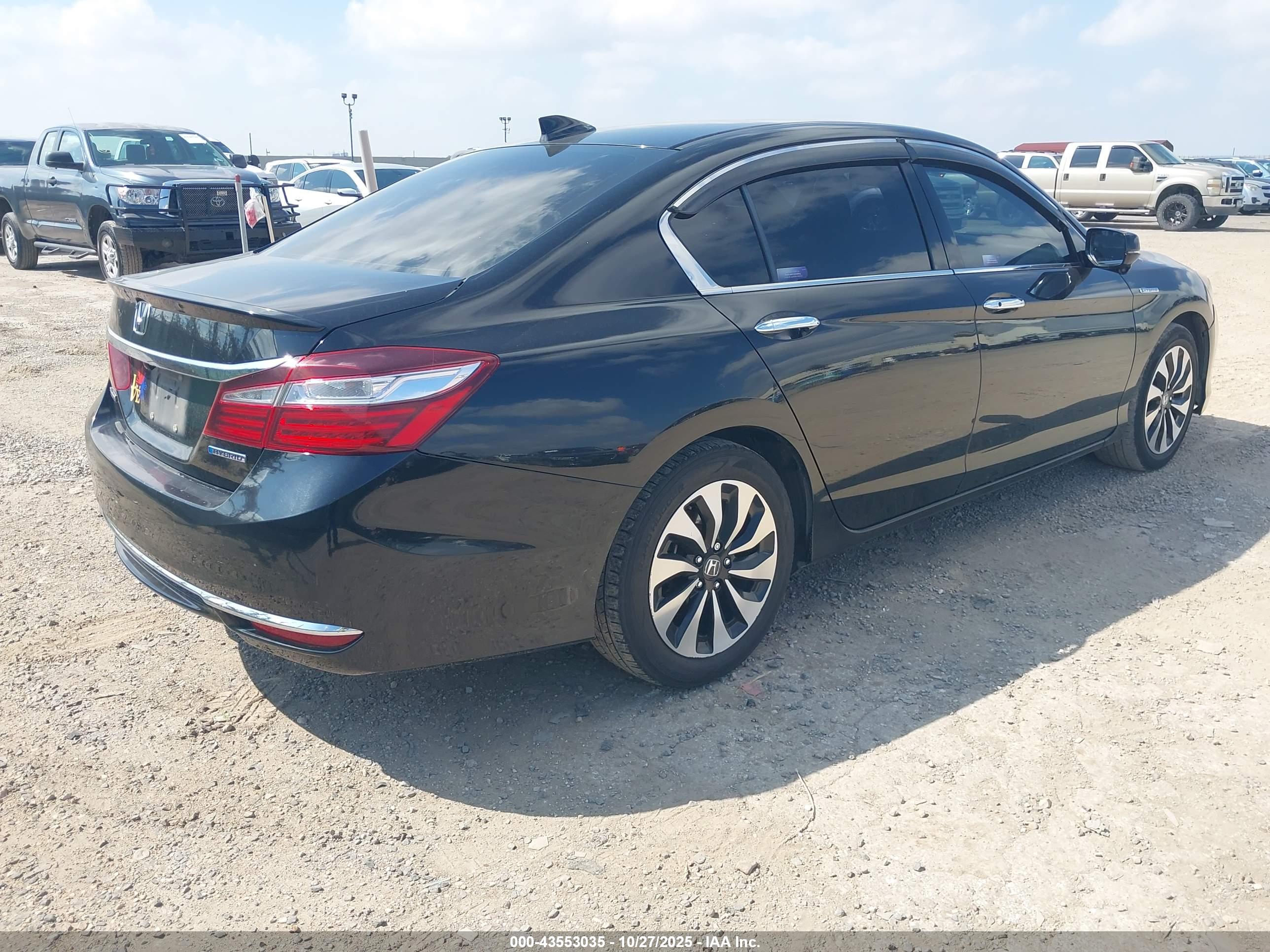 HONDA ACCORD image 4