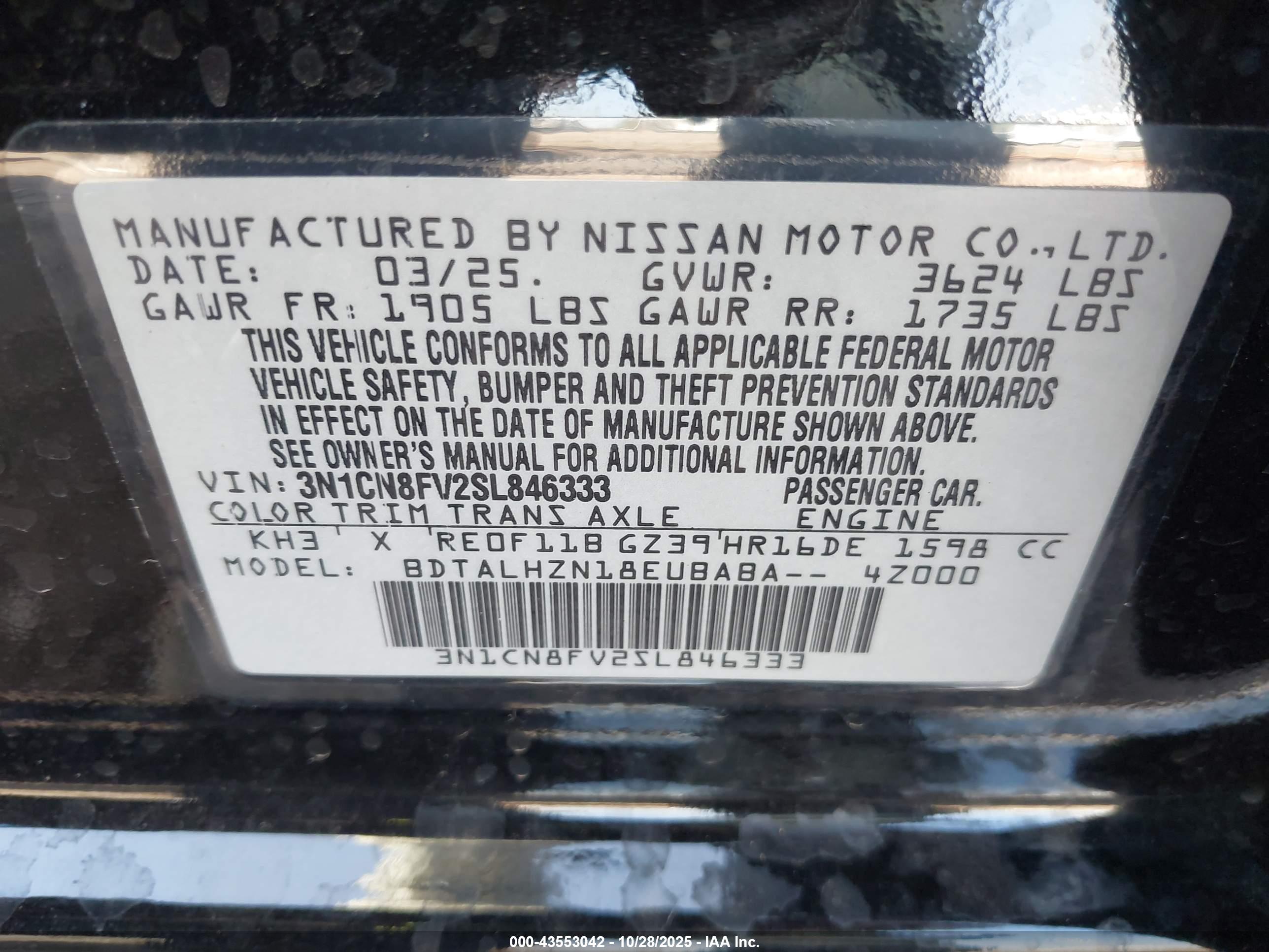 NISSAN VERSA image 9