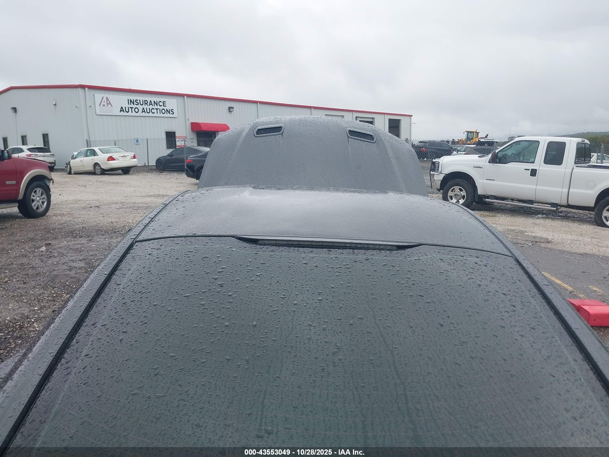 FORD MUSTANG image 6