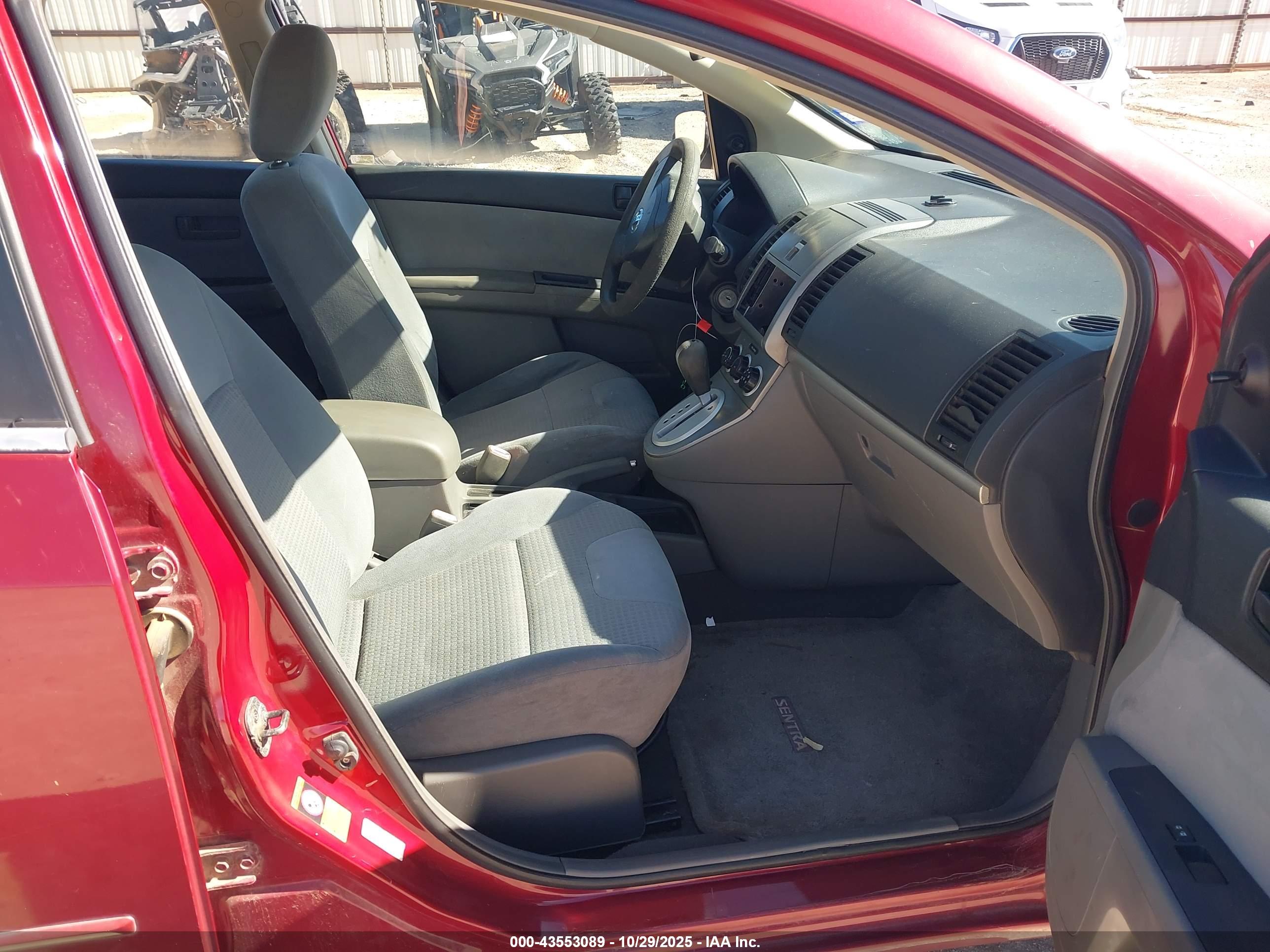 NISSAN SENTRA image 5