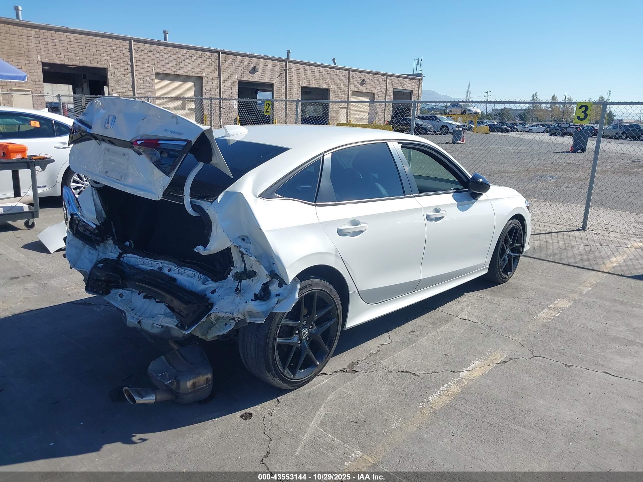 HONDA CIVIC image 4