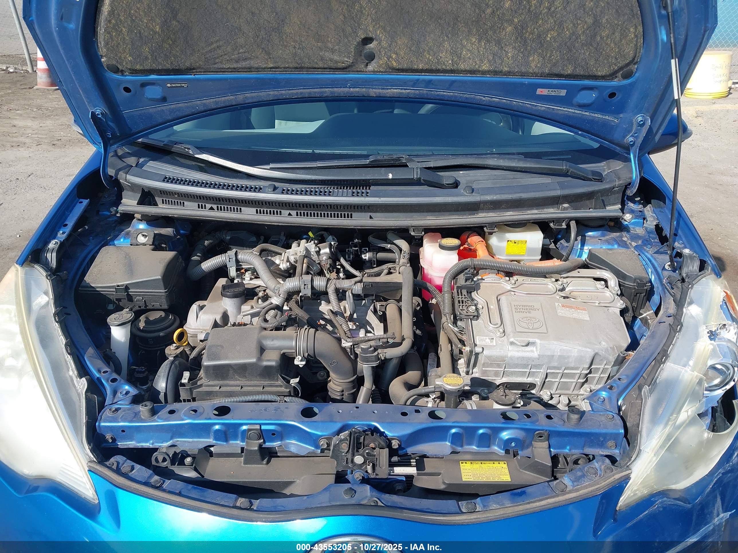 TOYOTA PRIUS image 10