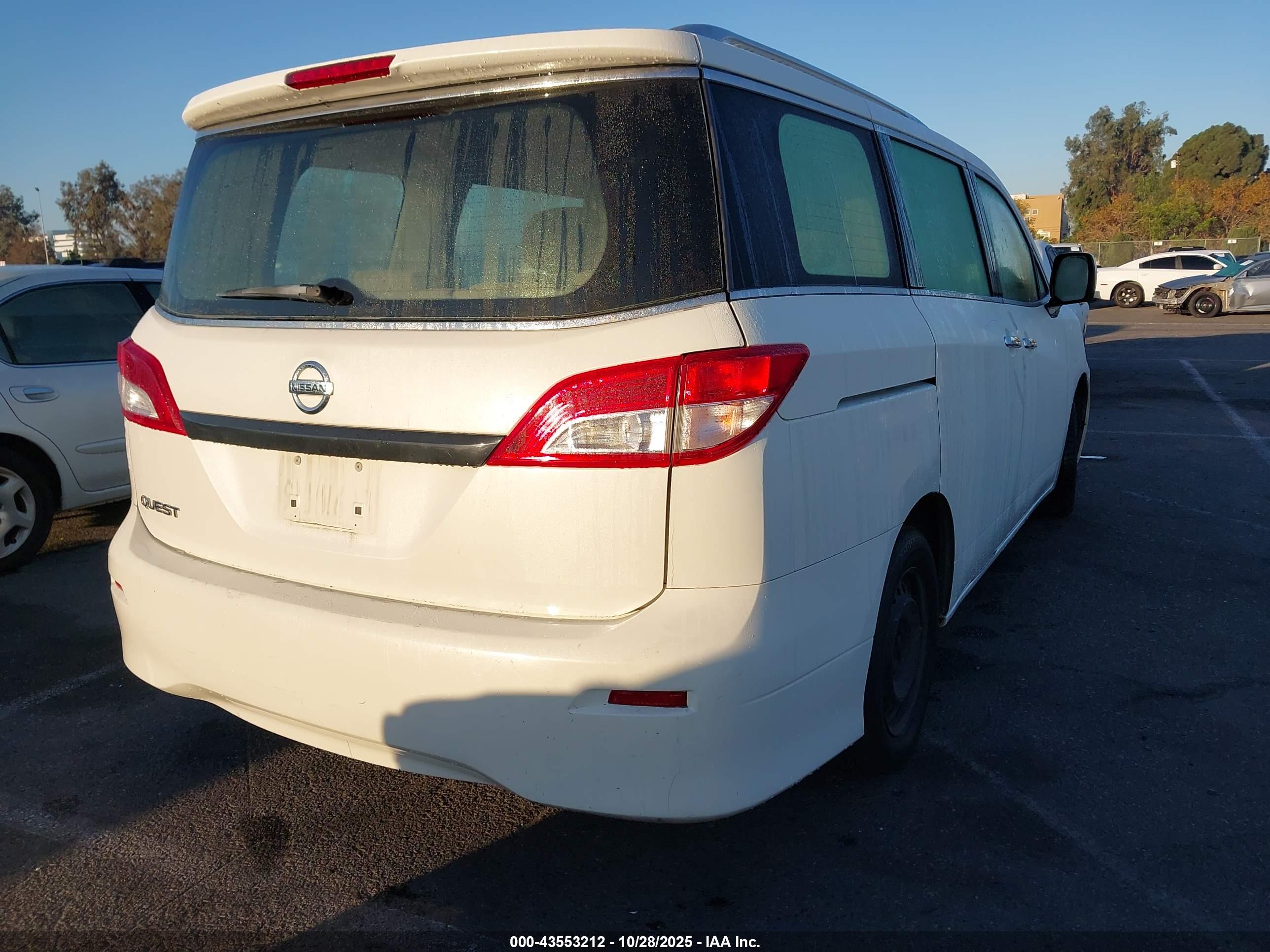 NISSAN QUEST image 4