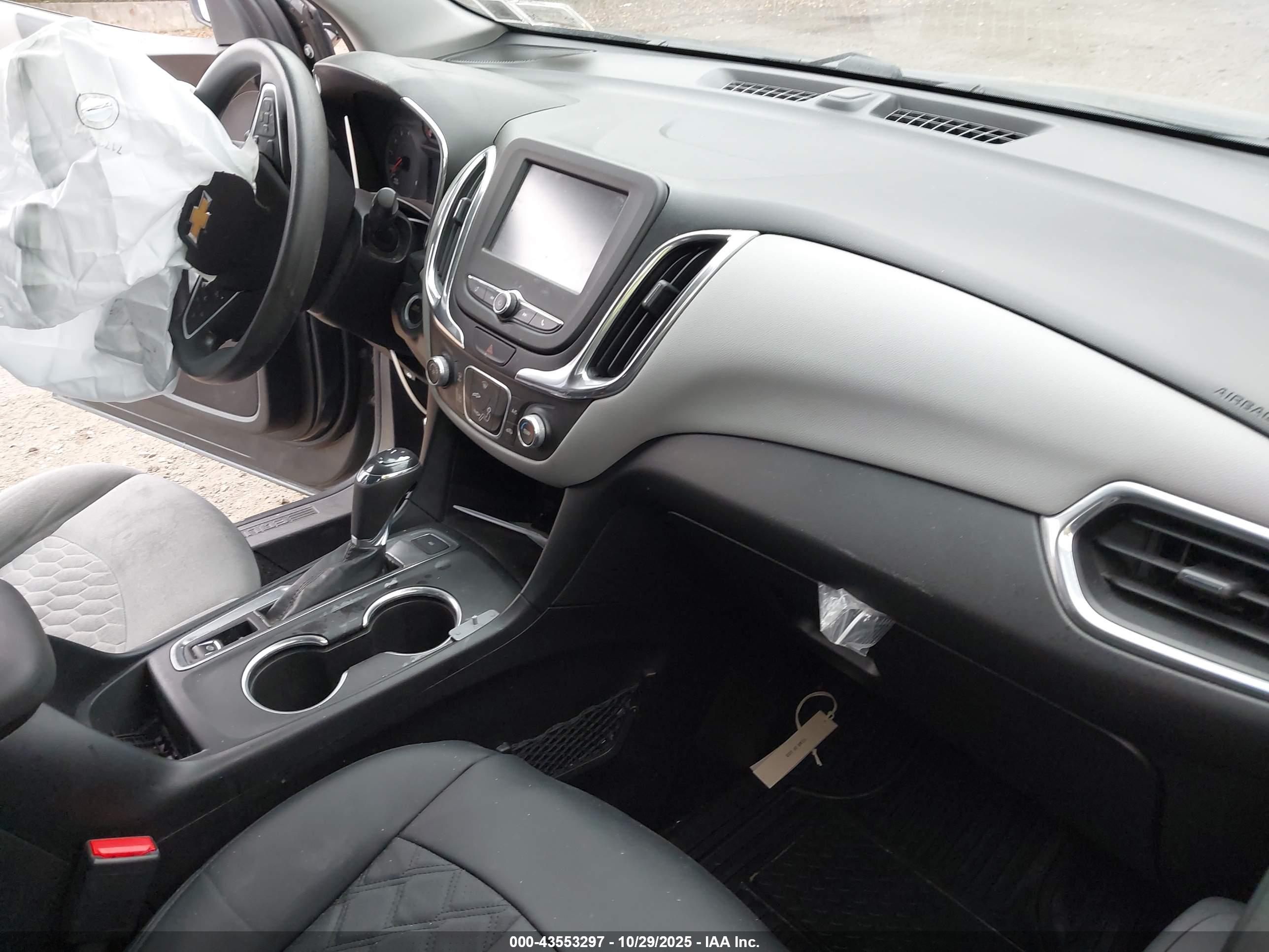 CHEVROLET EQUINOX image 5